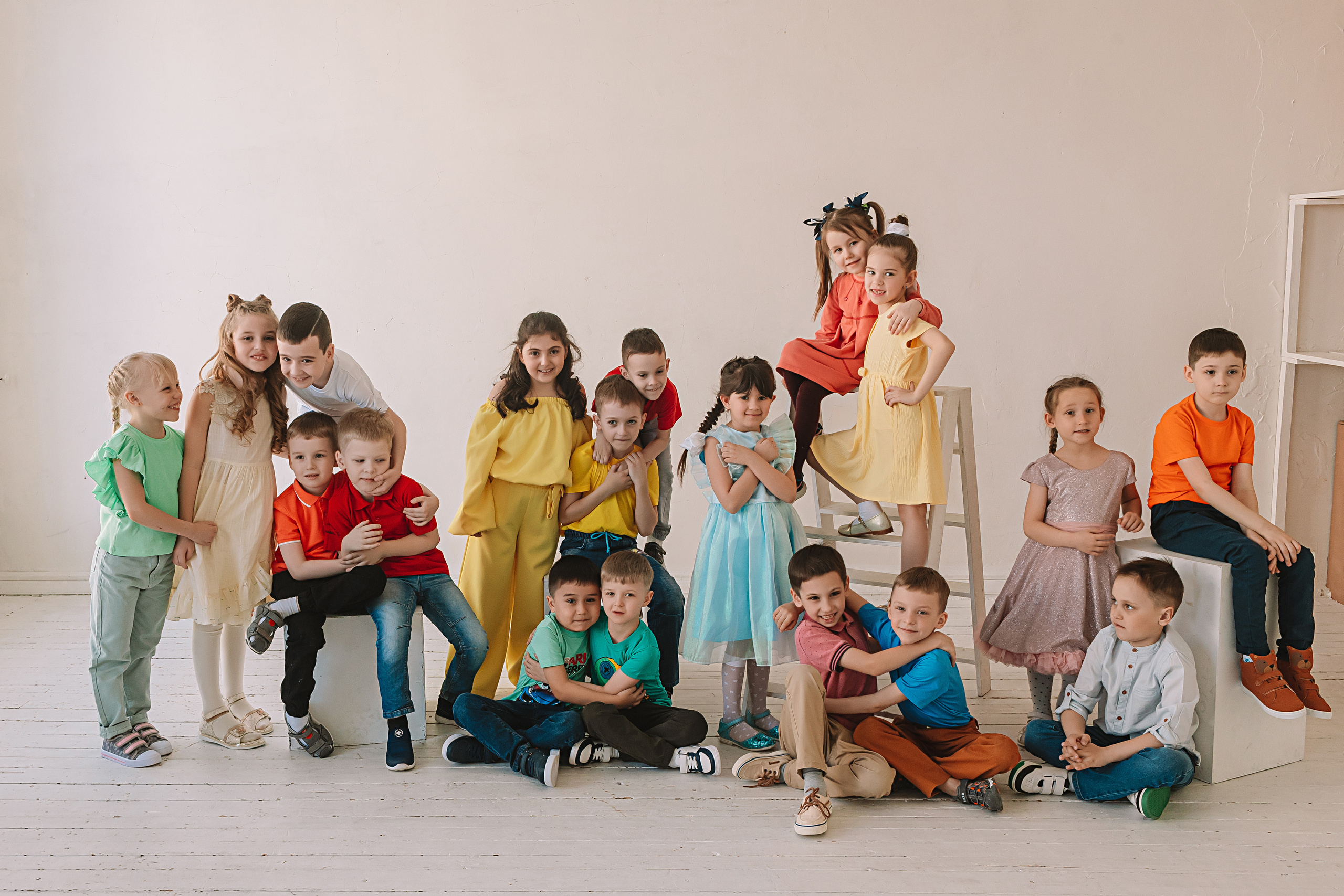 Садик в студии. Семейный фотограф Тюмень, фотограф на роды Салмина Мария