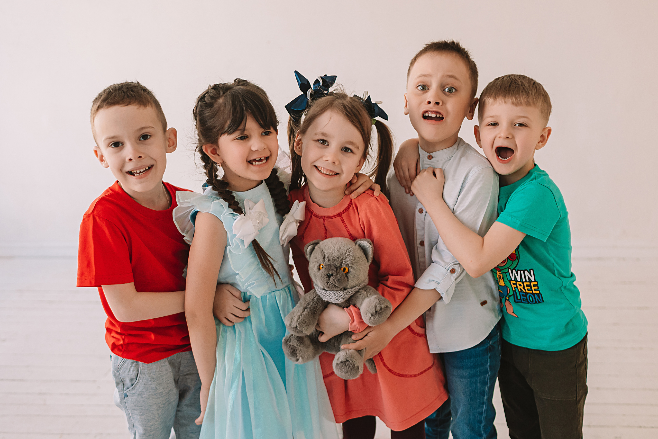 Садик в студии. Семейный фотограф Тюмень, фотограф на роды Салмина Мария