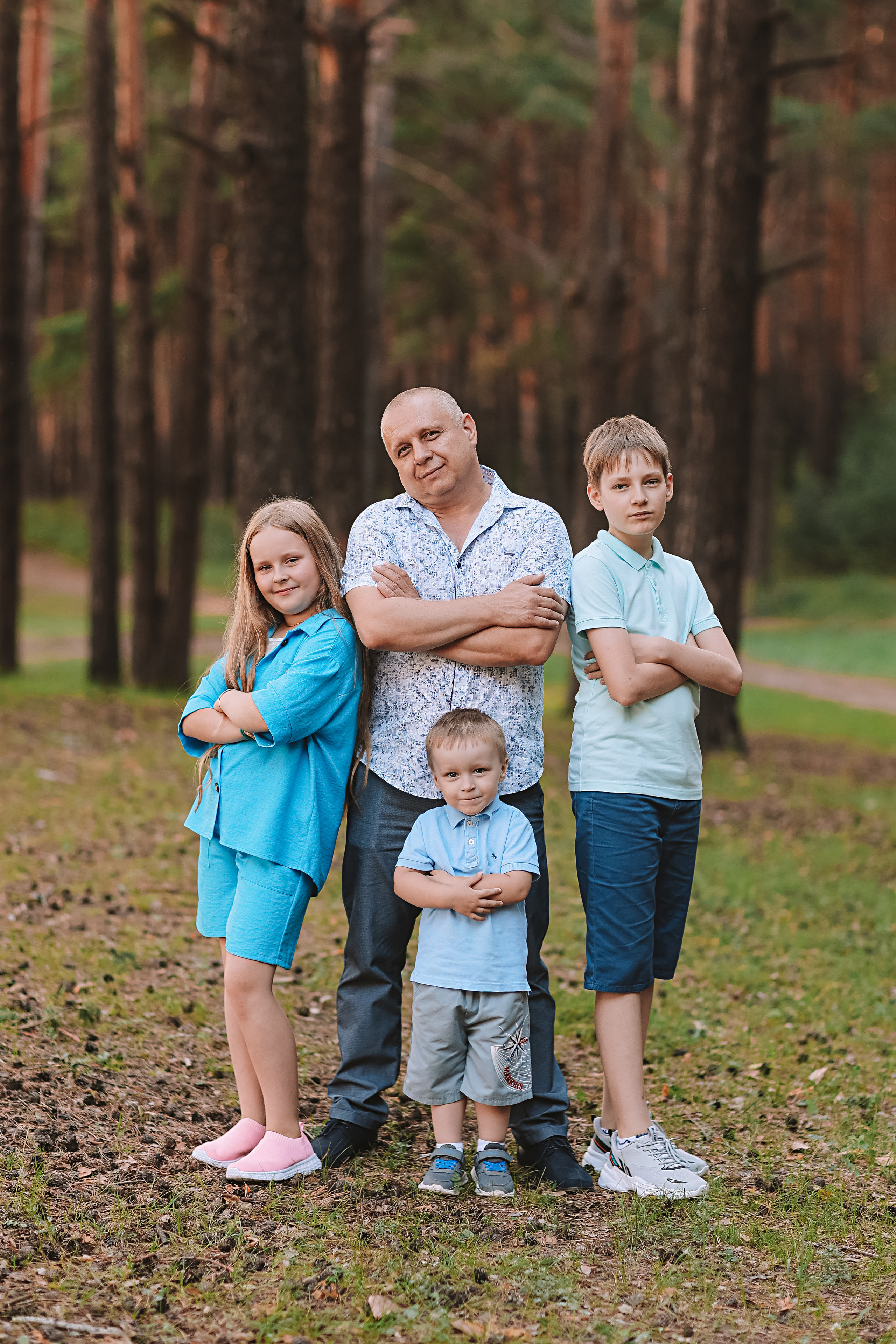 Гагаринский парк (большая семья). Семейный фотограф Тюмень, фотограф на роды Салмина Мария