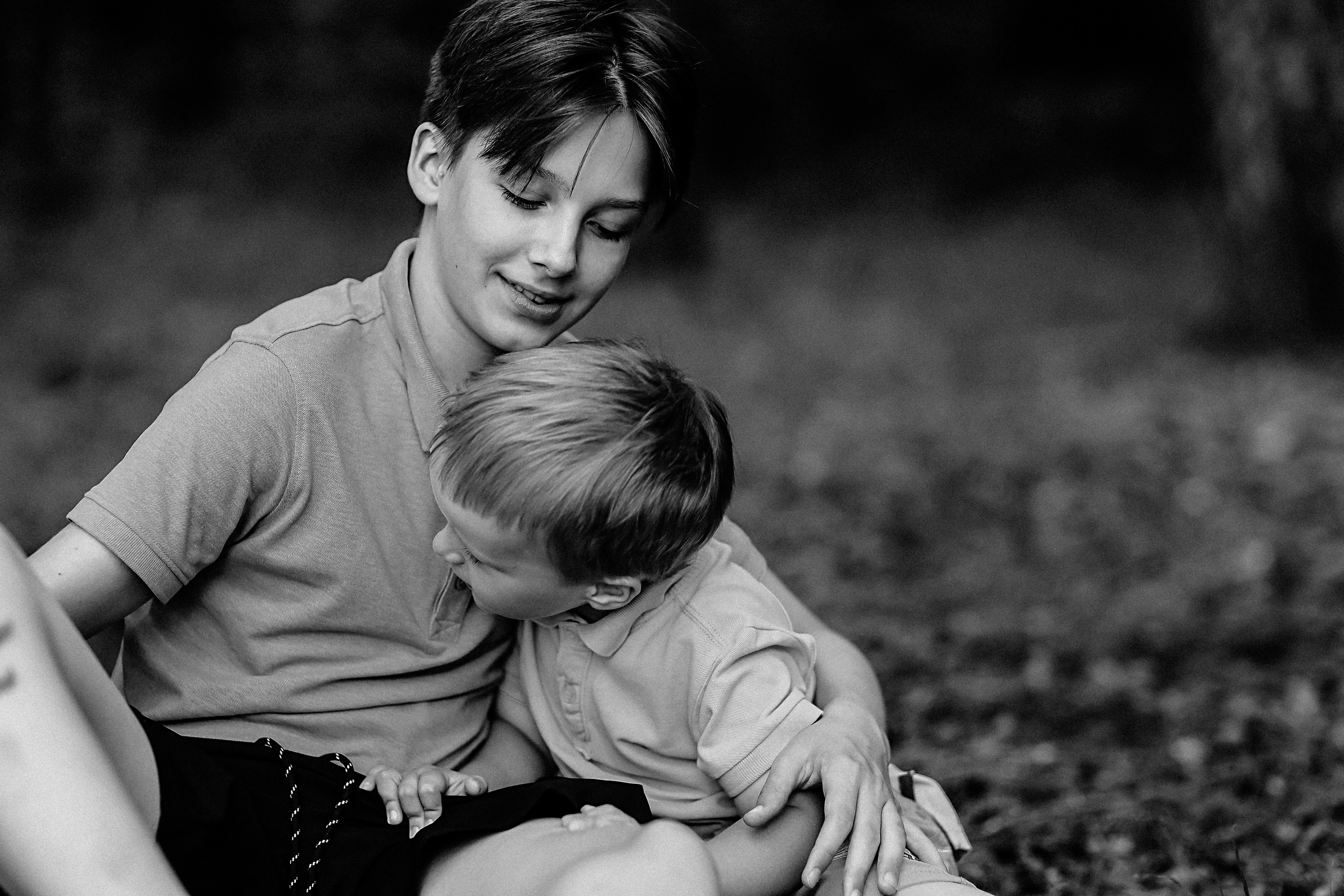 Гагаринский парк (большая семья). Семейный фотограф Тюмень, фотограф на роды Салмина Мария