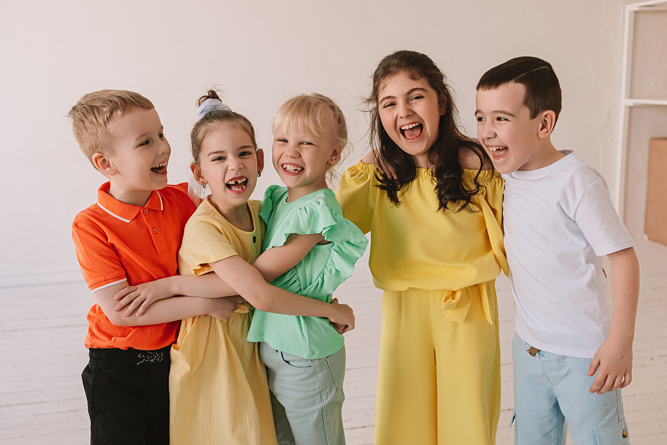 Садик в студии. Семейный фотограф Тюмень, фотограф на роды Салмина Мария