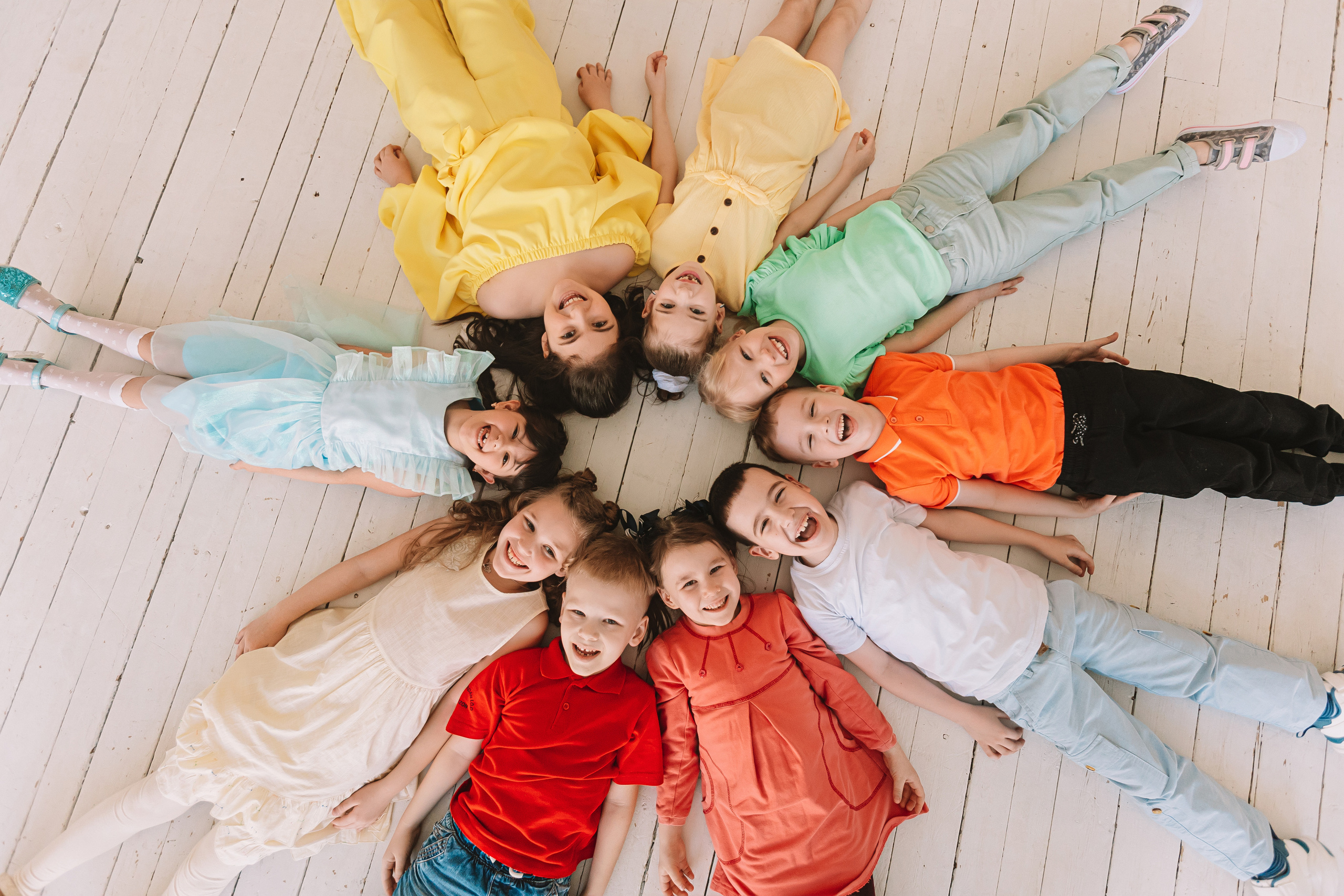 Садик в студии. Семейный фотограф Тюмень, фотограф на роды Салмина Мария