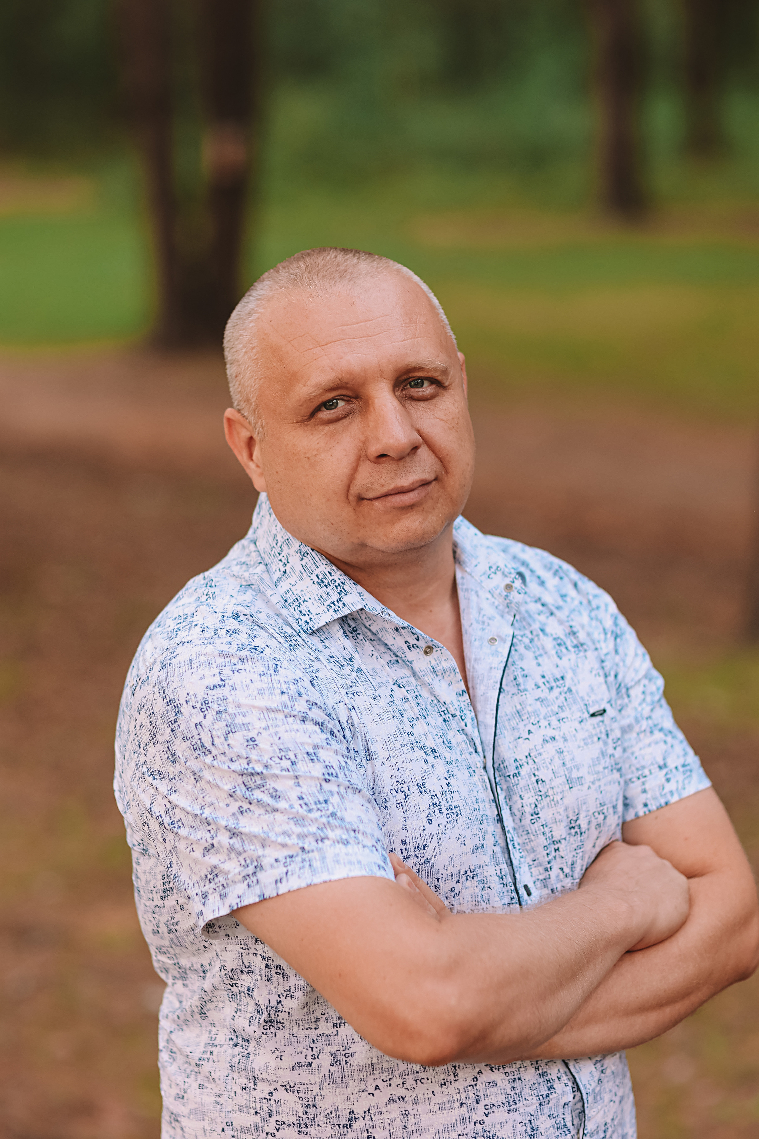 Гагаринский парк (большая семья). Семейный фотограф Тюмень, фотограф на роды Салмина Мария