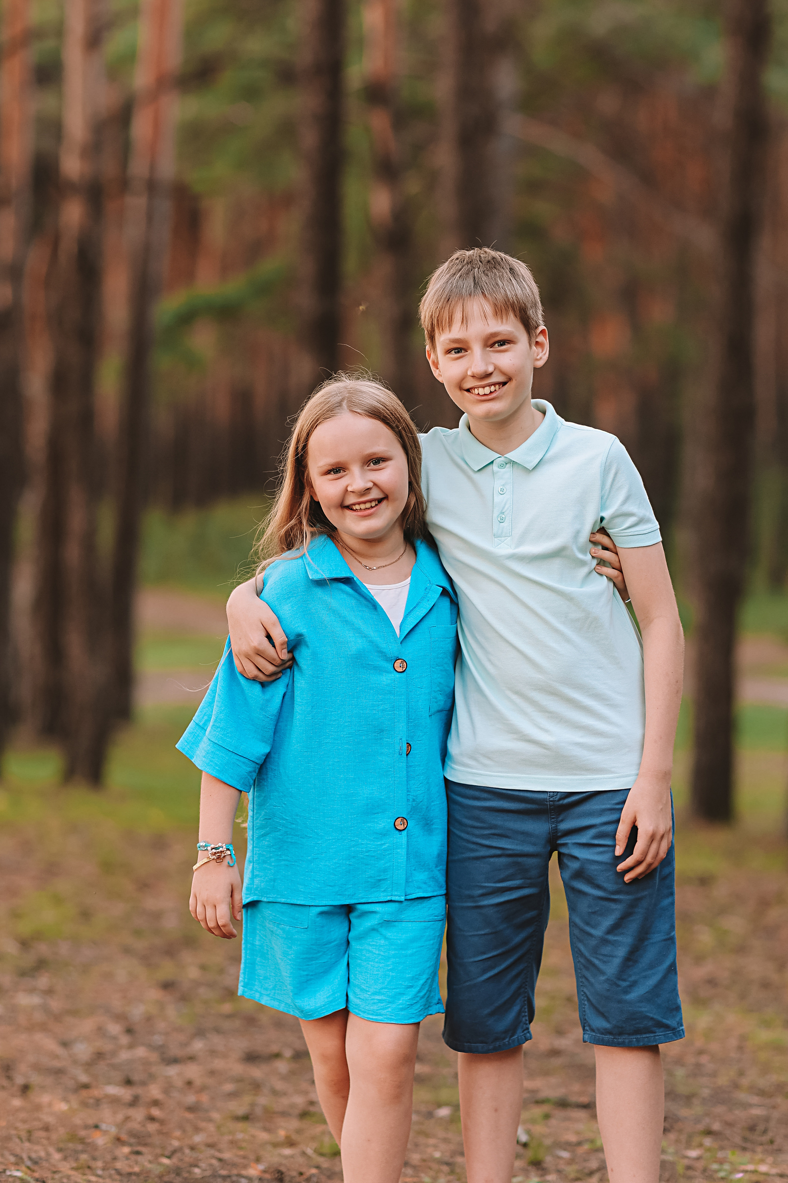 Гагаринский парк (большая семья). Семейный фотограф Тюмень, фотограф на роды Салмина Мария