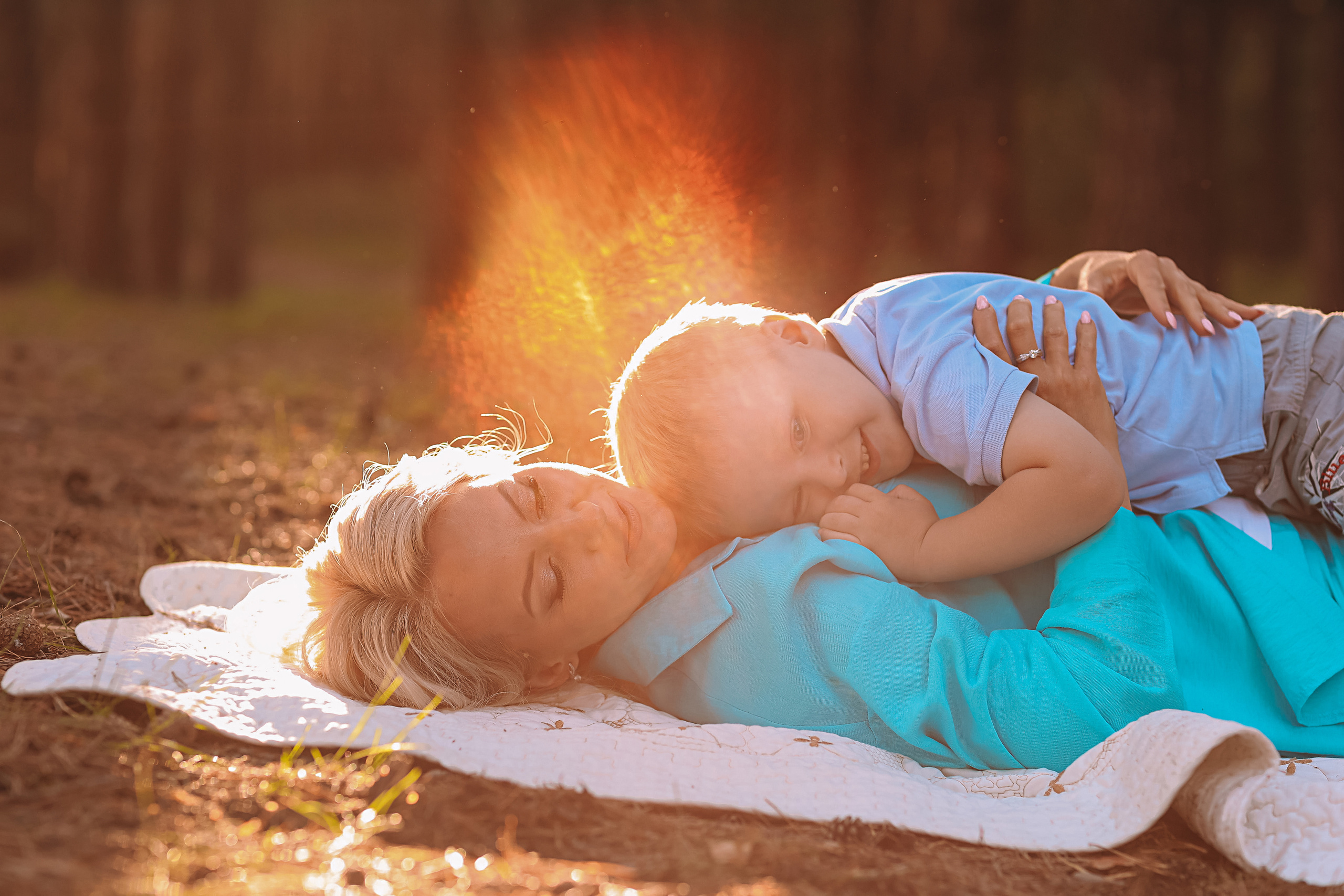 Гагаринский парк (большая семья). Семейный фотограф Тюмень, фотограф на роды Салмина Мария