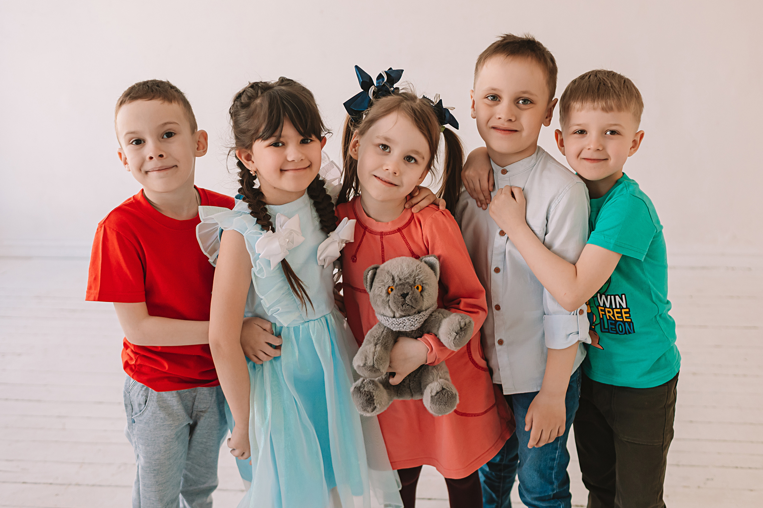 Садик в студии. Семейный фотограф Тюмень, фотограф на роды Салмина Мария