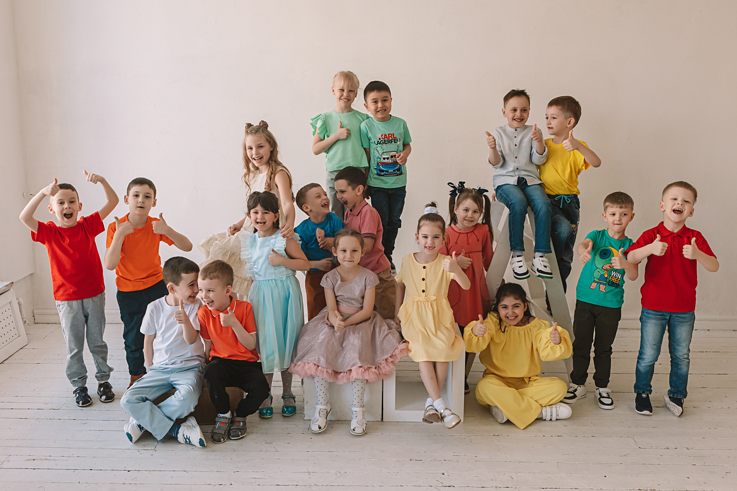 Садик в студии. Семейный фотограф Тюмень, фотограф на роды Салмина Мария