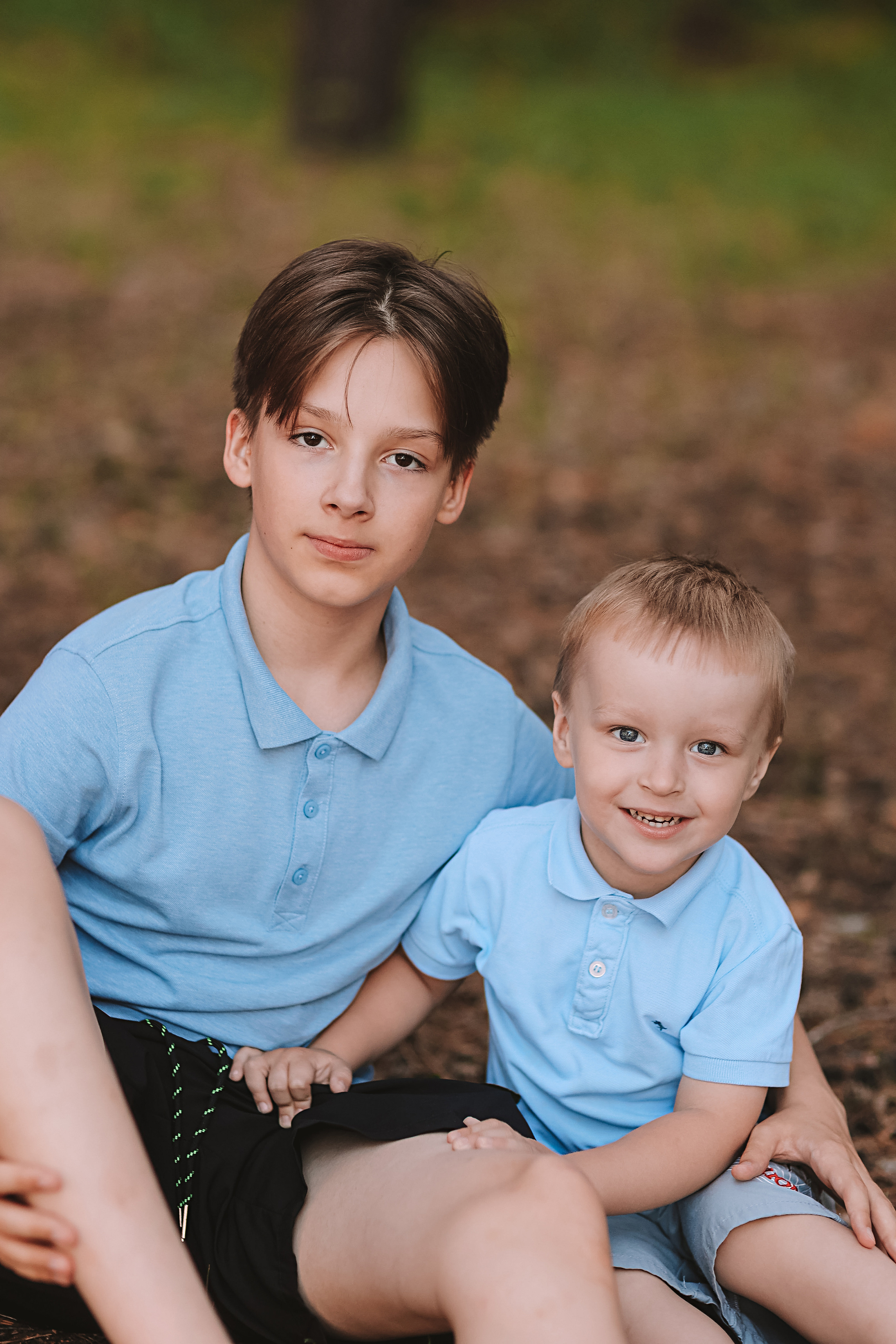 Гагаринский парк (большая семья). Семейный фотограф Тюмень, фотограф на роды Салмина Мария