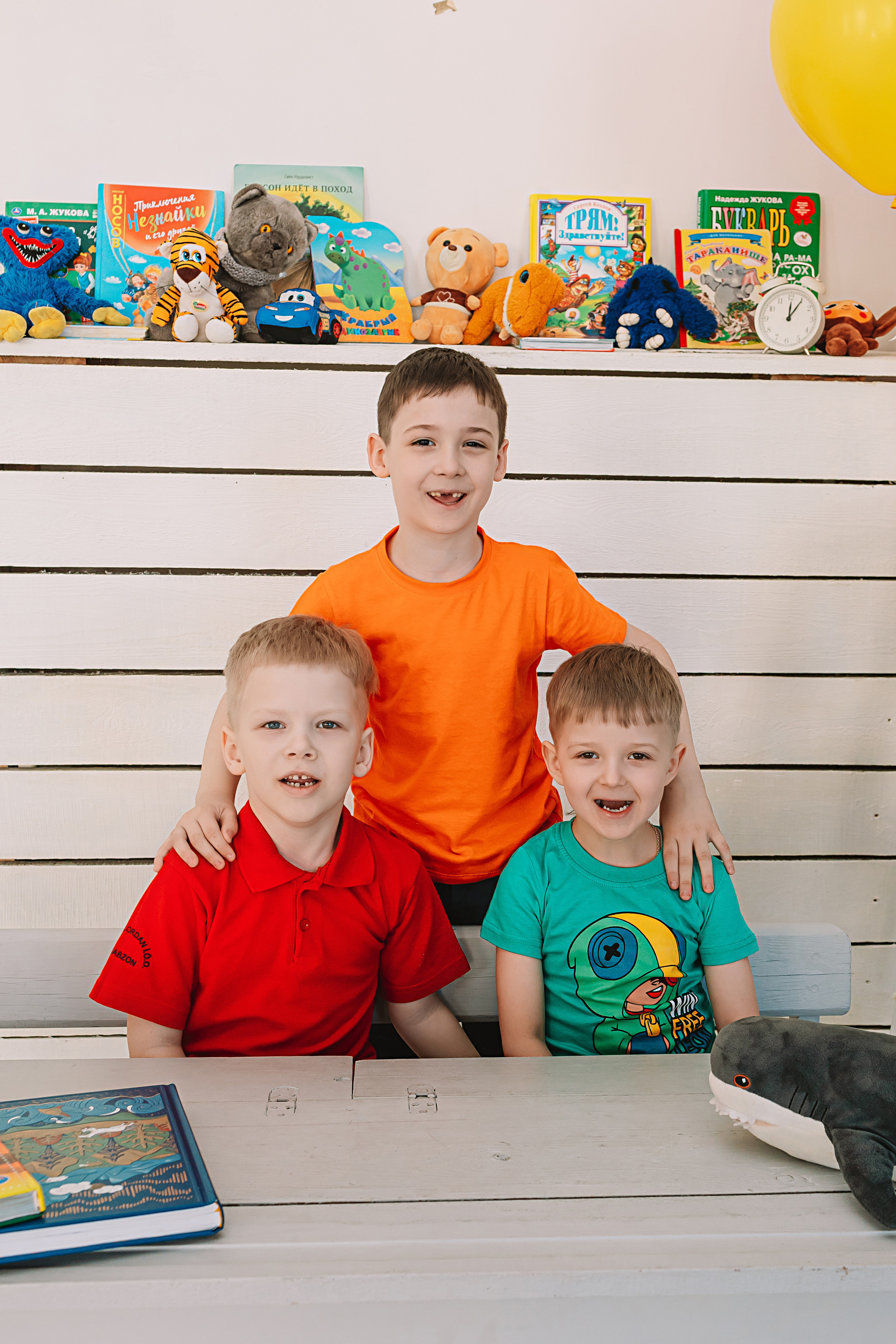 Садик в студии. Семейный фотограф Тюмень, фотограф на роды Салмина Мария