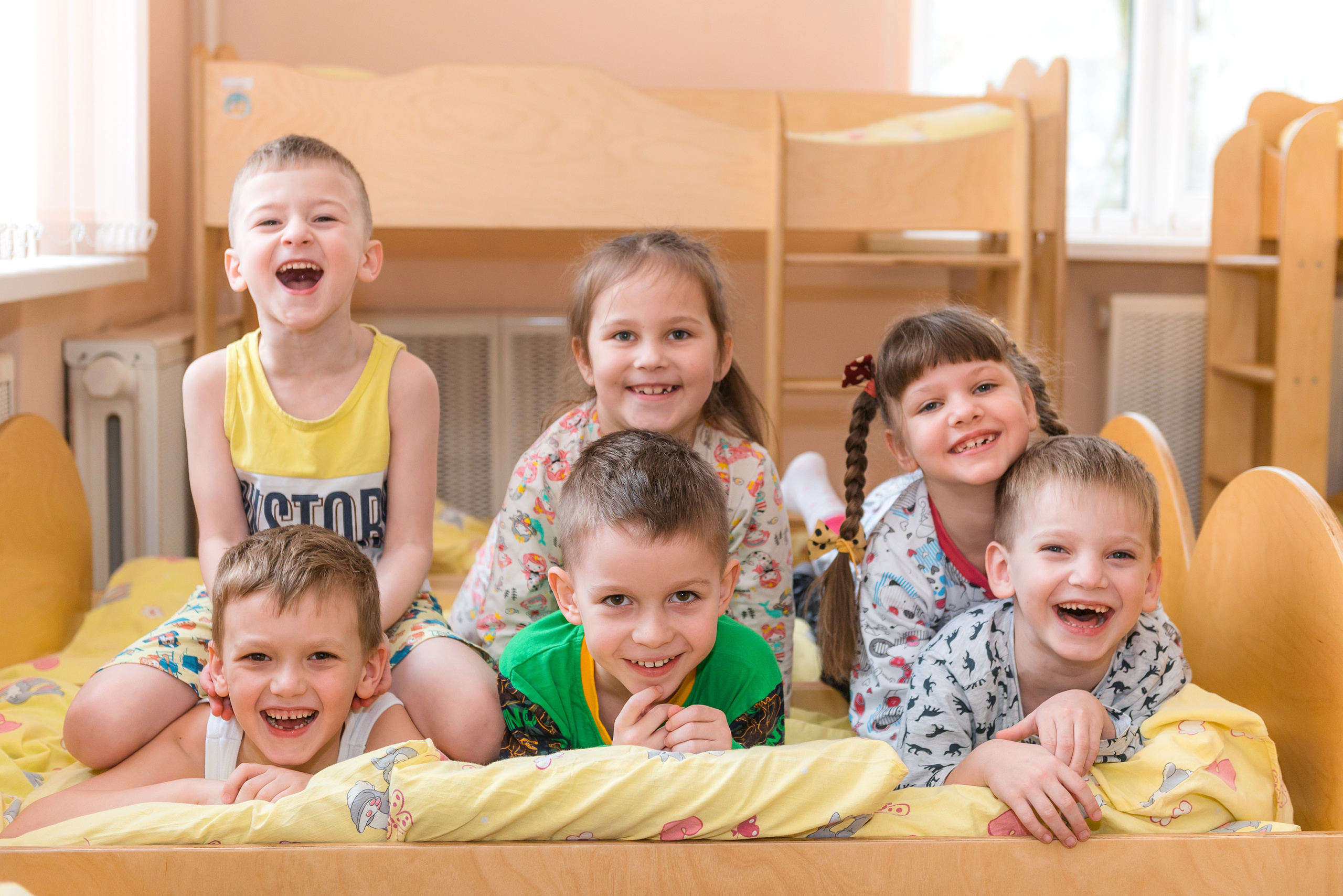 Веселая фотосессия в детском саду от фотографа Олеси Босак в Серпухове