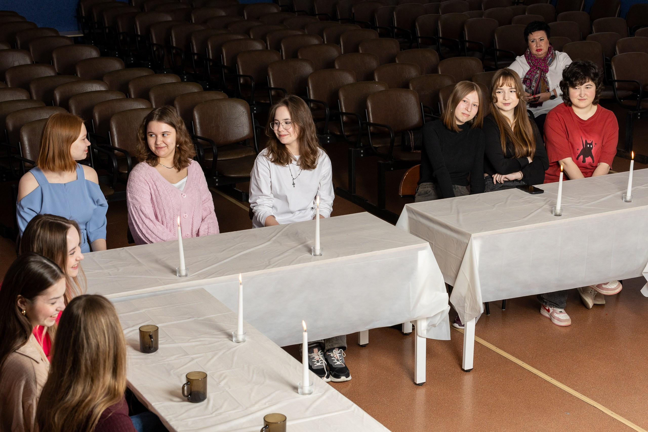 8 марта 2026. Поздравление ребят из 11 класса своих одноклассниц. Главная