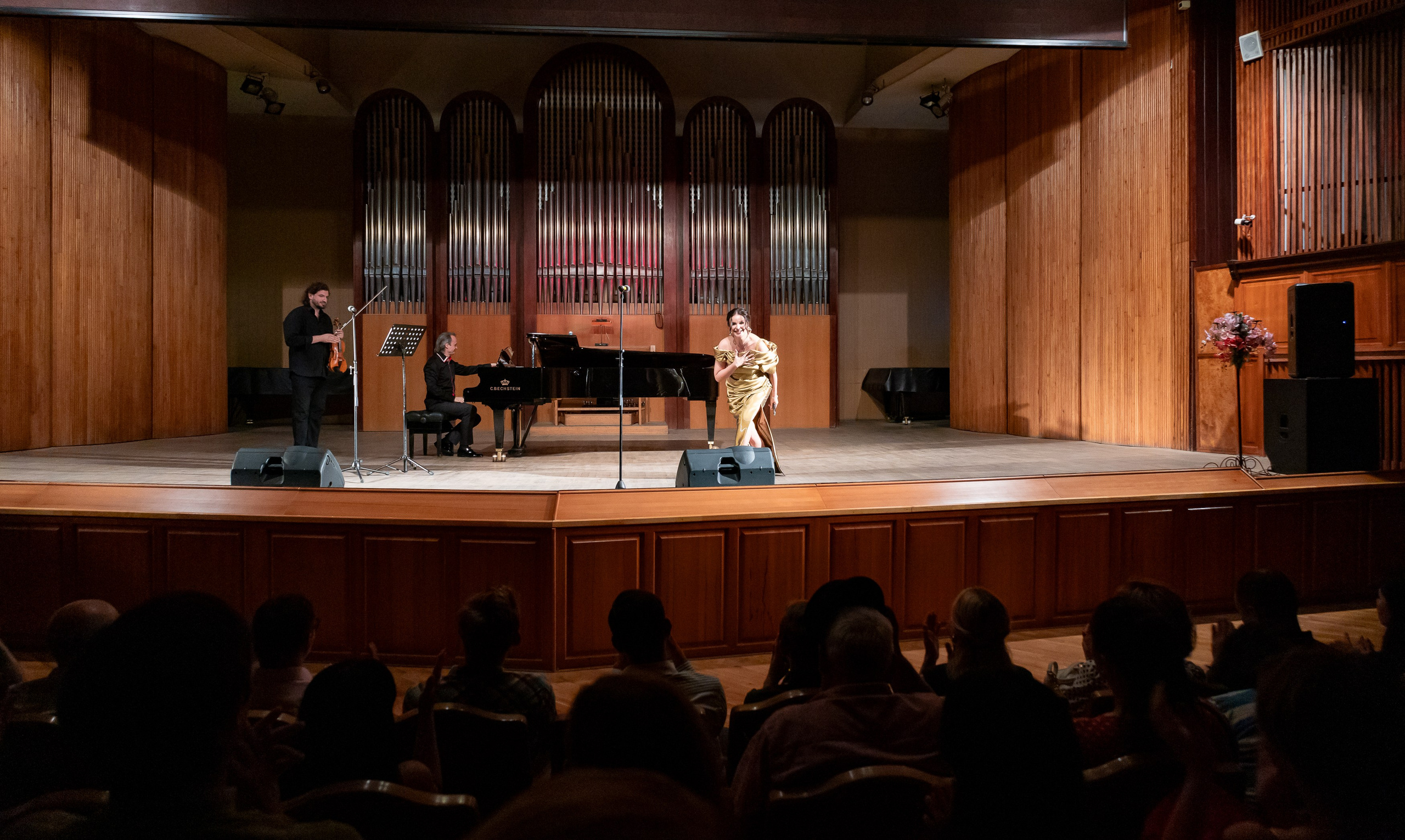 Оксана Фёдорова оперетта. Семейный и Свадебный фотограф в Сочи