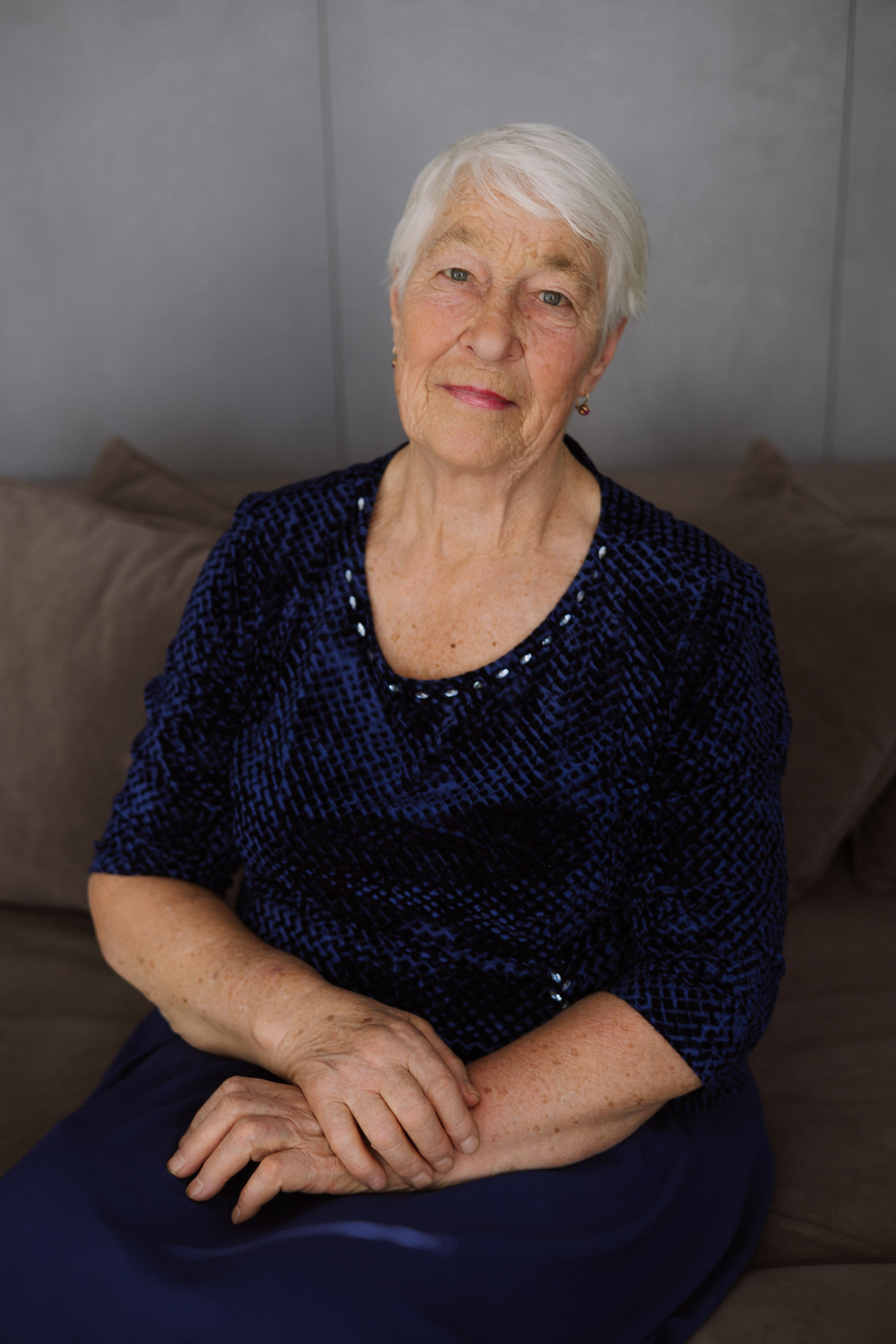 Студийная. Большая семья. Фотограф Уфа Башкирия Мухаметянова Алина. Свадебный семейный портретный