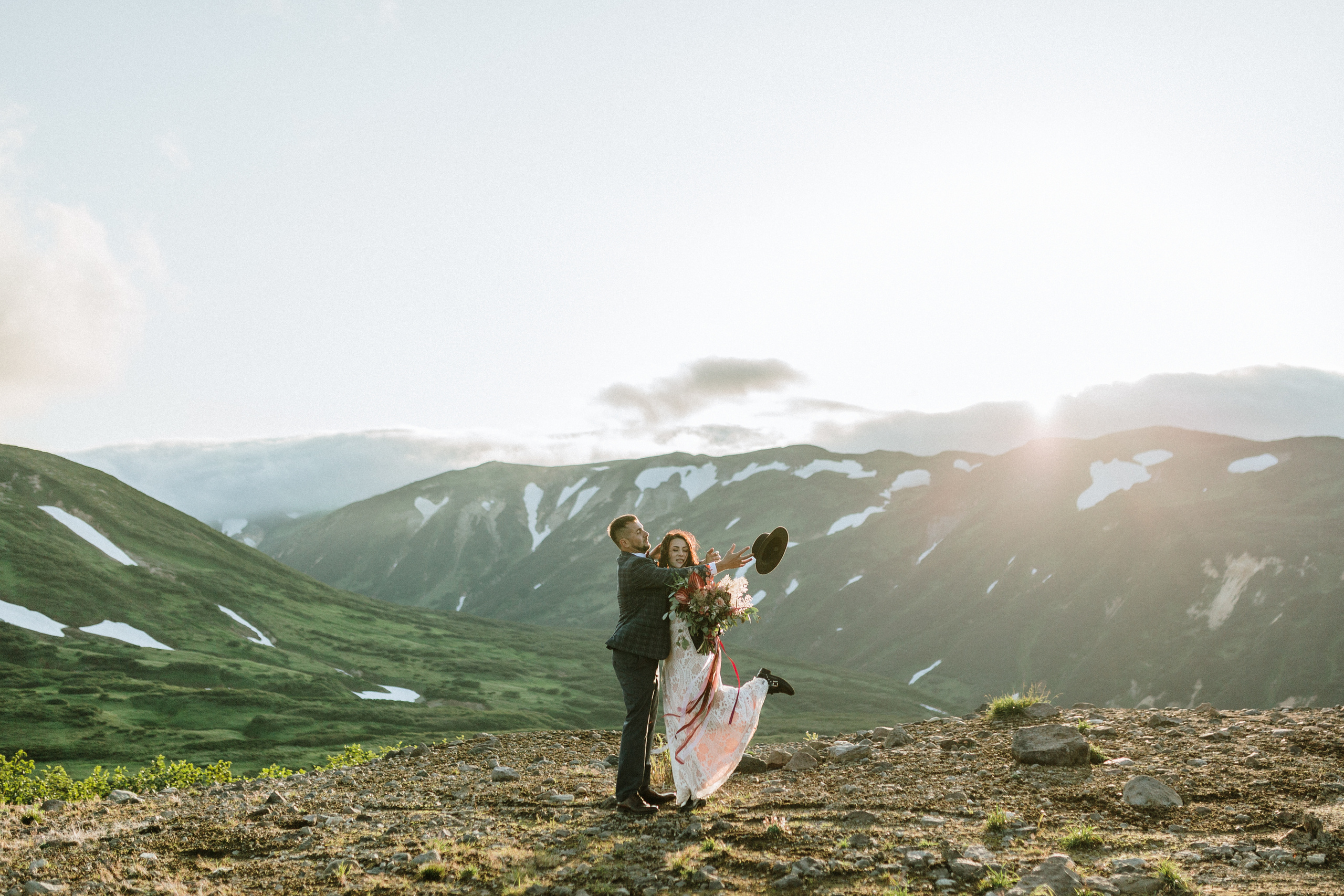 Alexey & Alina. Свадебное фото и видео на Камчатке. Туристические маршруты