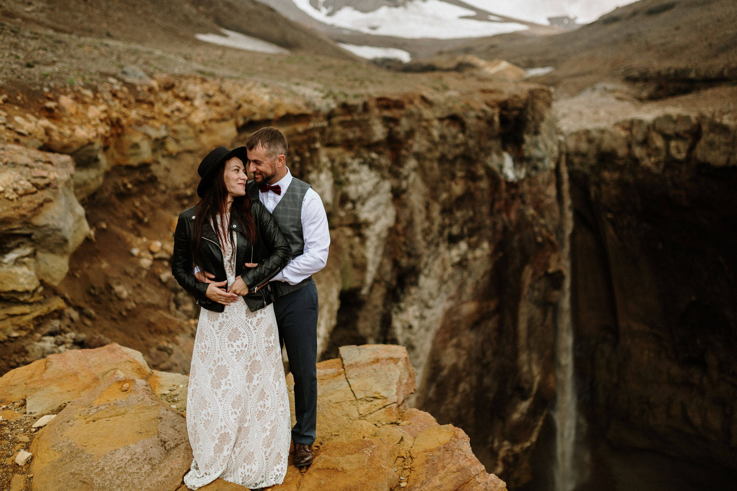 Alexey & Alina. Свадебное фото и видео на Камчатке. Туристические маршруты