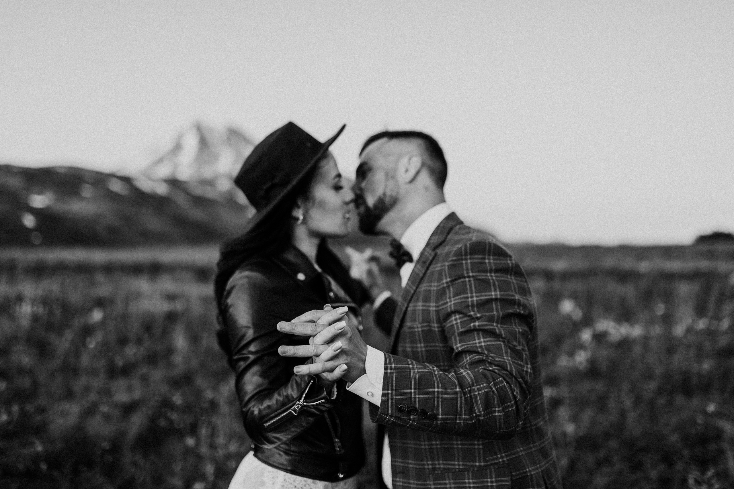 Alexey & Alina. Свадебное фото и видео на Камчатке. Туристические маршруты