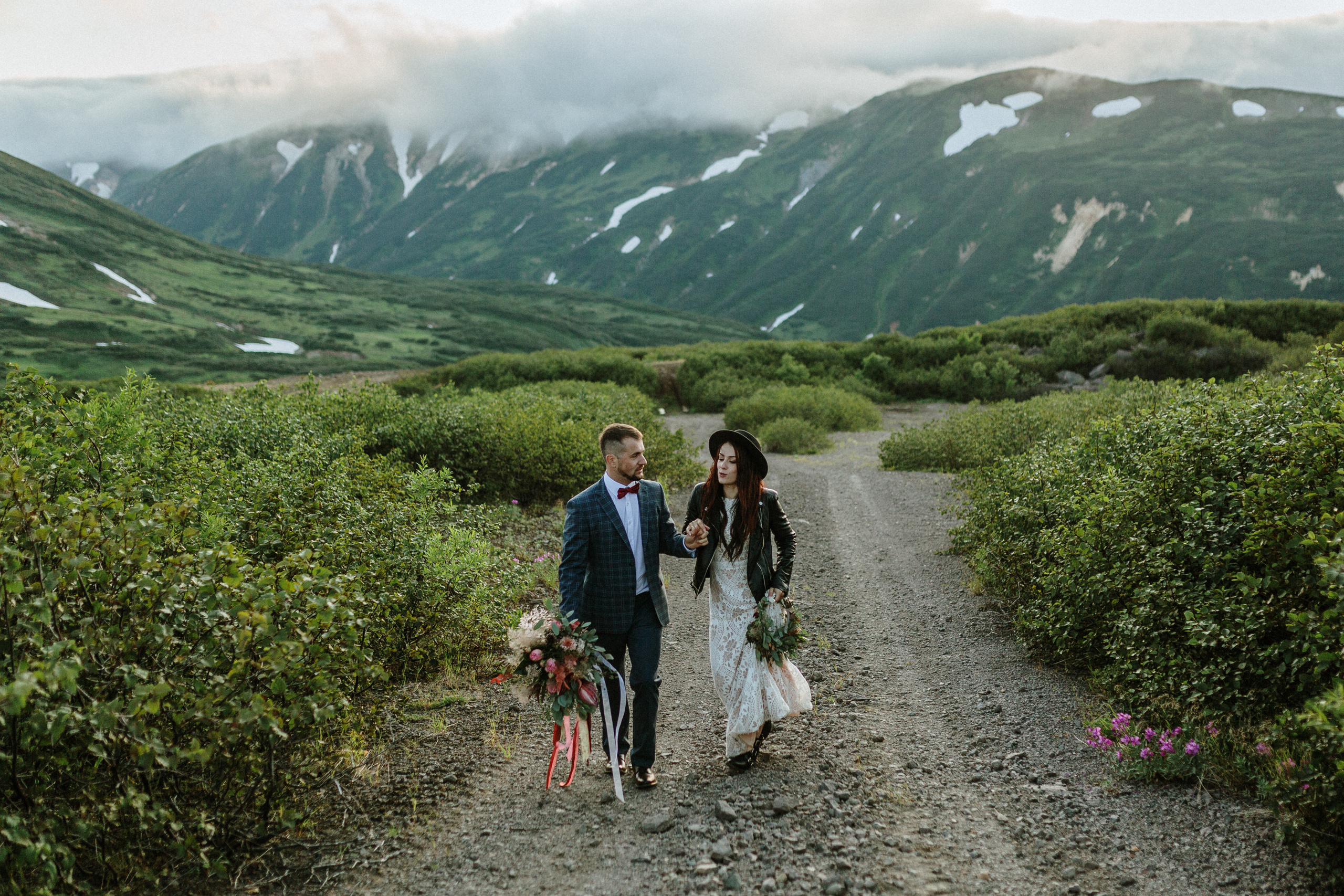 Alexey & Alina. Свадебное фото и видео на Камчатке. Туристические маршруты