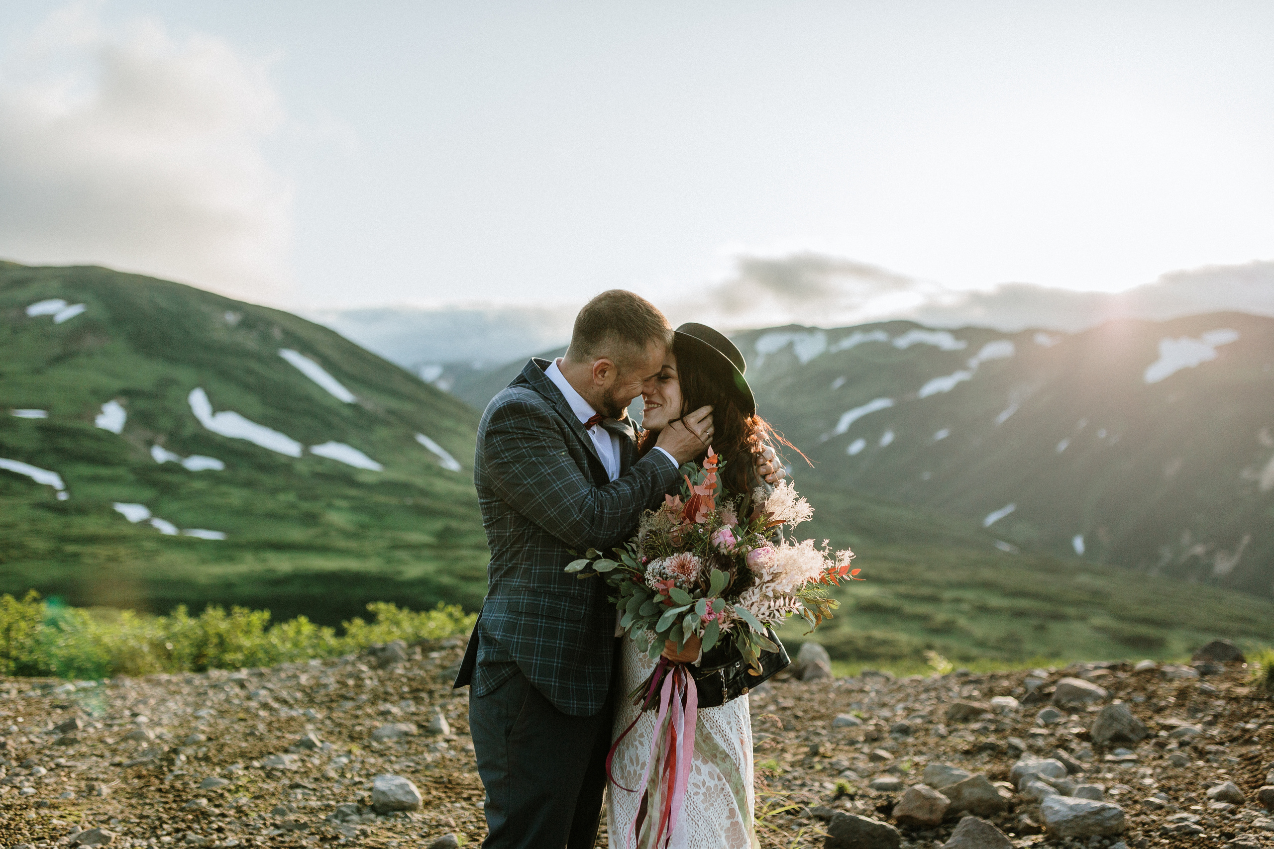 Alexey & Alina. Свадебное фото и видео на Камчатке. Туристические маршруты