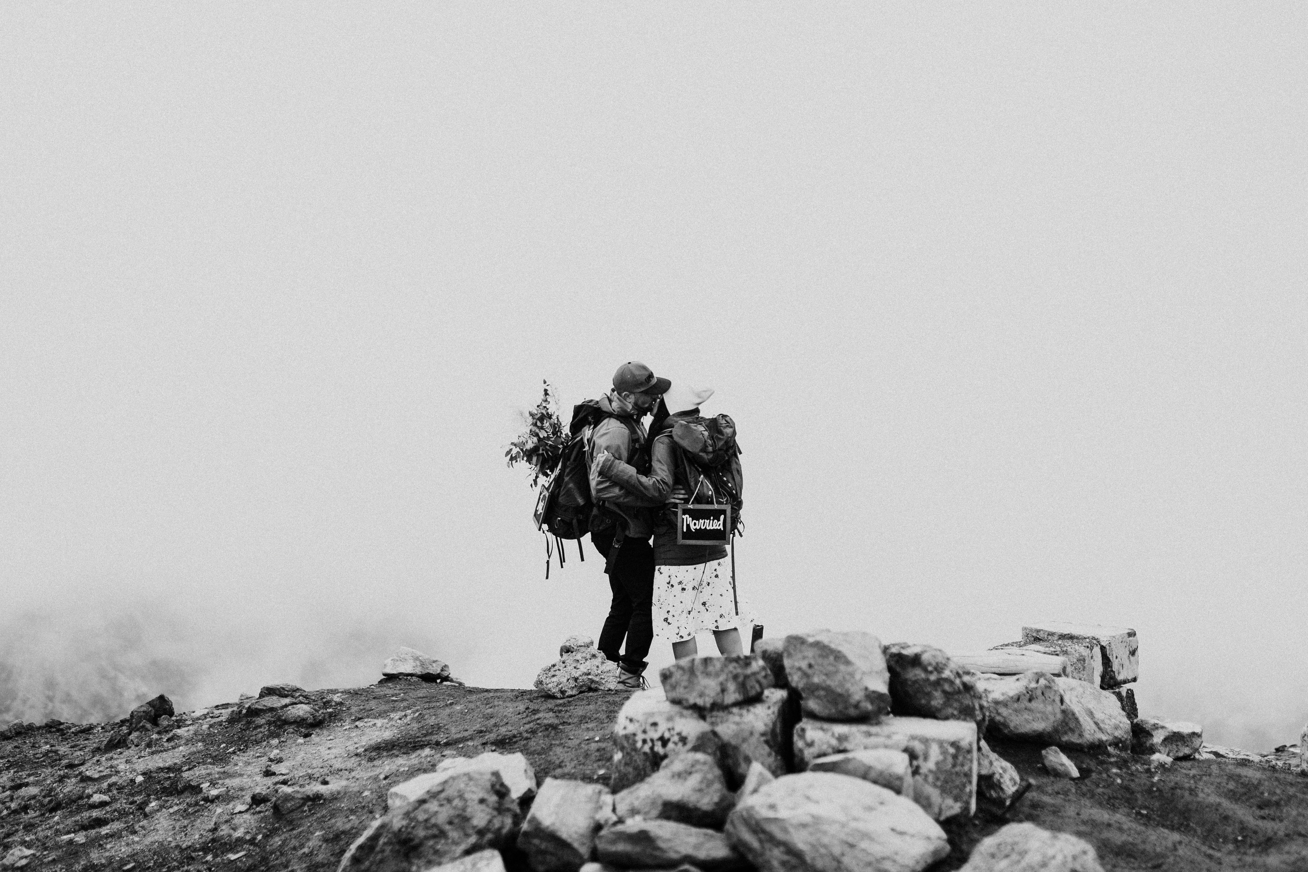 Alexey & Alina. Свадебное фото и видео на Камчатке. Туристические маршруты