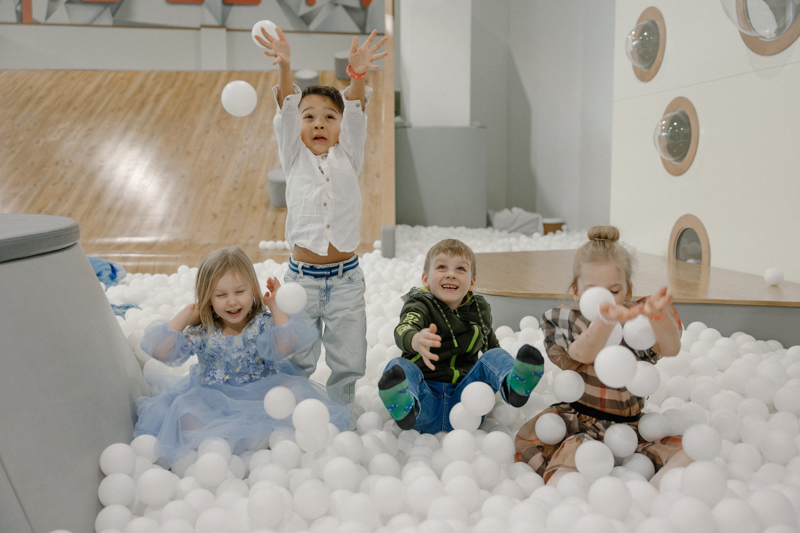 День рождения Алисы в игровой. 22.03.2024. Семейный, портретный и свадебный фотограф в Москве и Одинцово Лощинина Мария