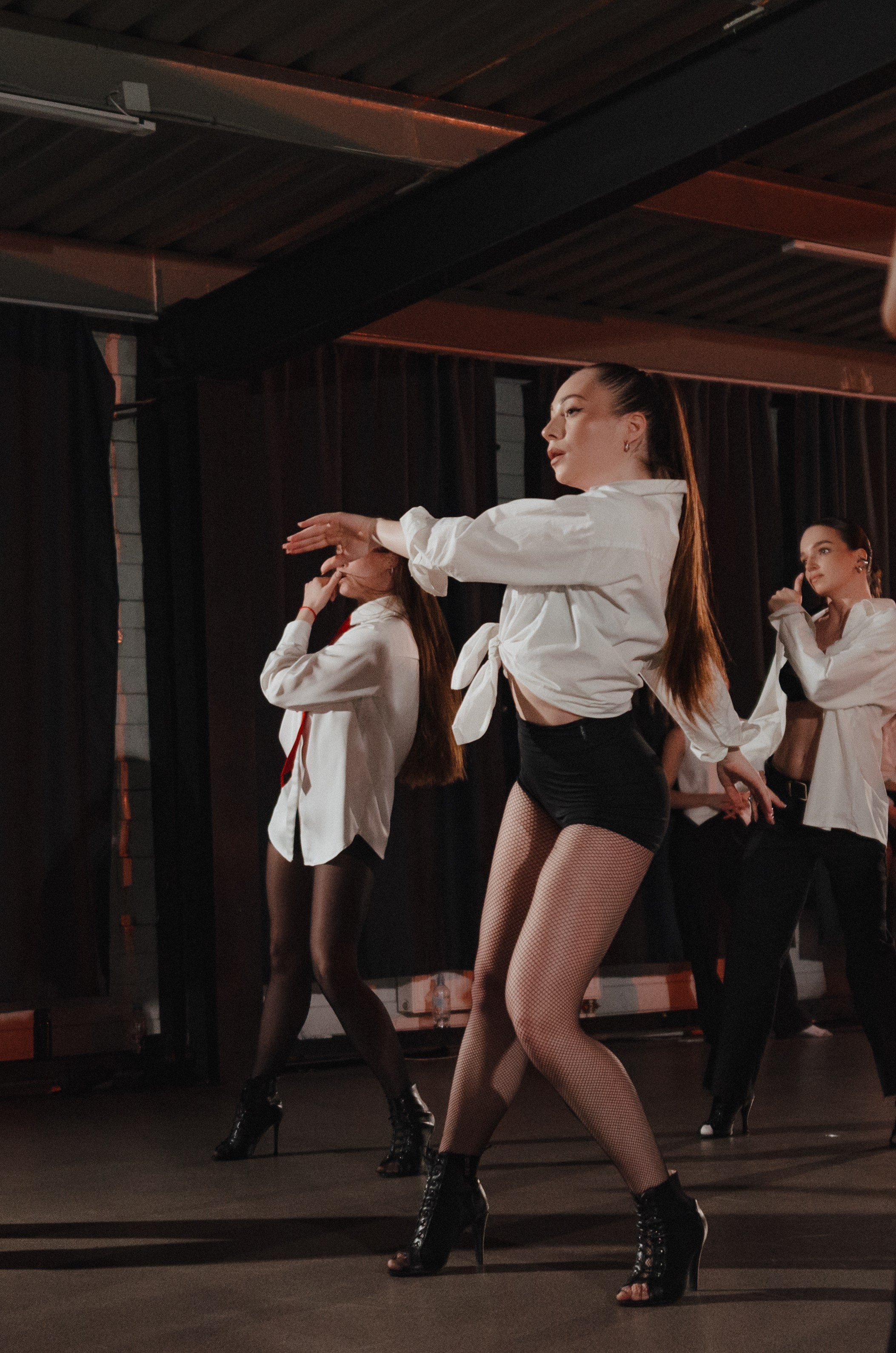 Birthday heels class Екатерины Ингачевой. Денисова Аля — фотограф для парных съемок и индивидуальных историй в Барнауле