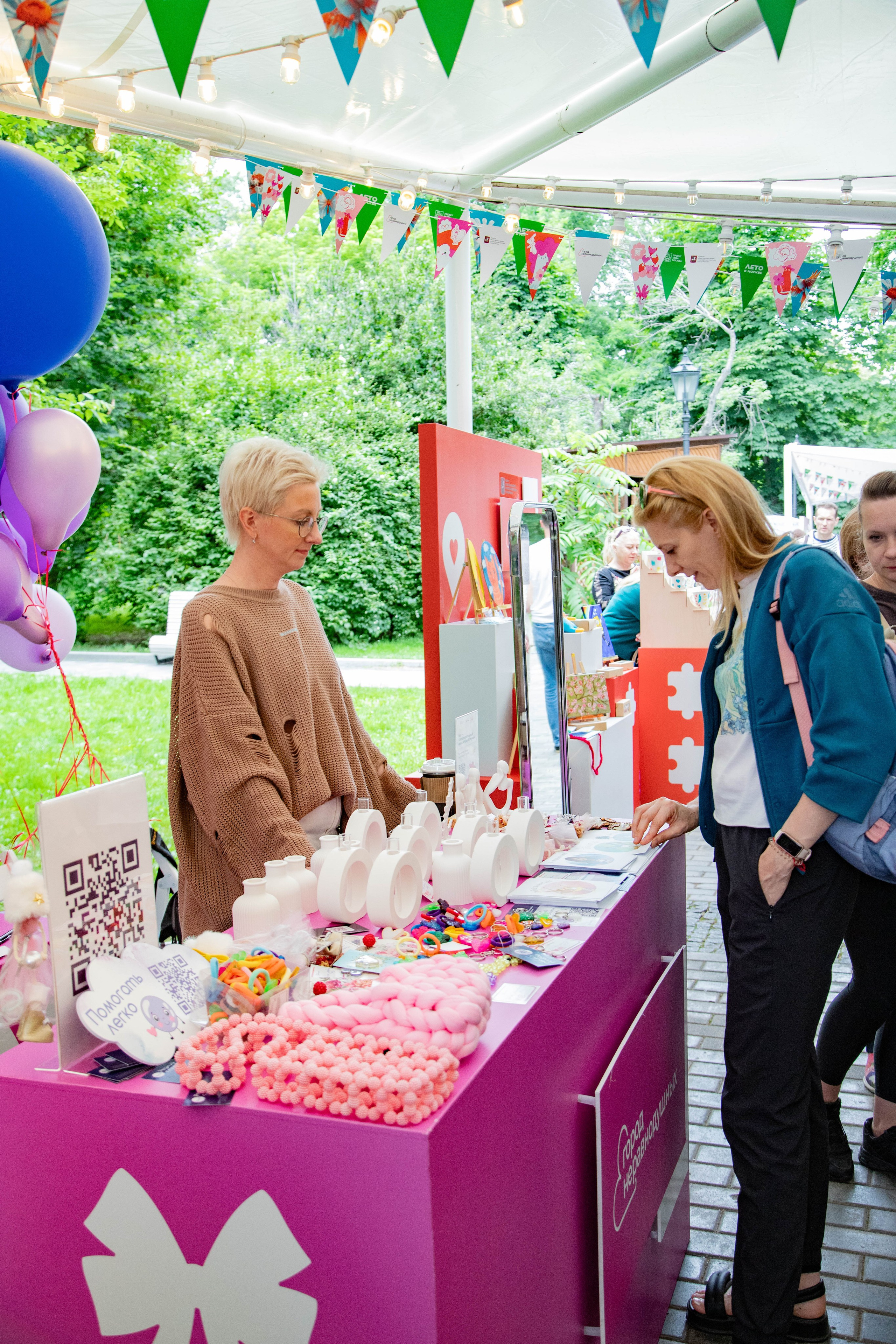 Съемка для благотворительного фонда. Женский фотограф в Москве Рина Леонтьева