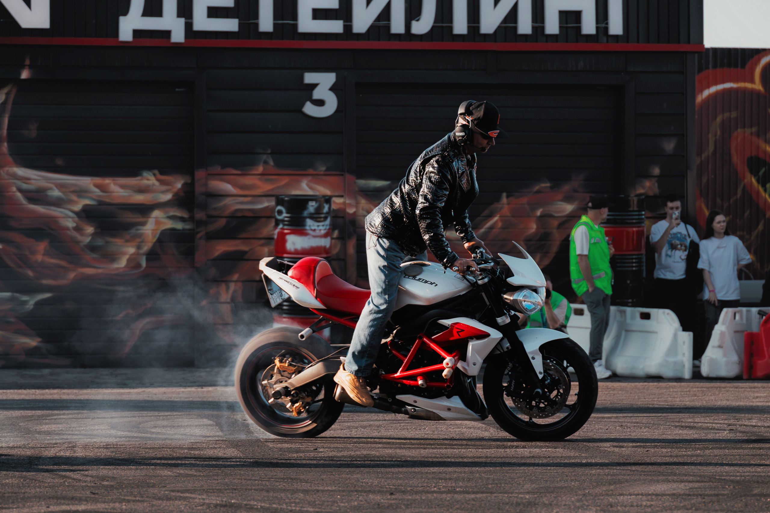 TURBO NIGHT — фоторепортаж с  turbo night легендарной вечеринки в формате автомобильного фестиваля