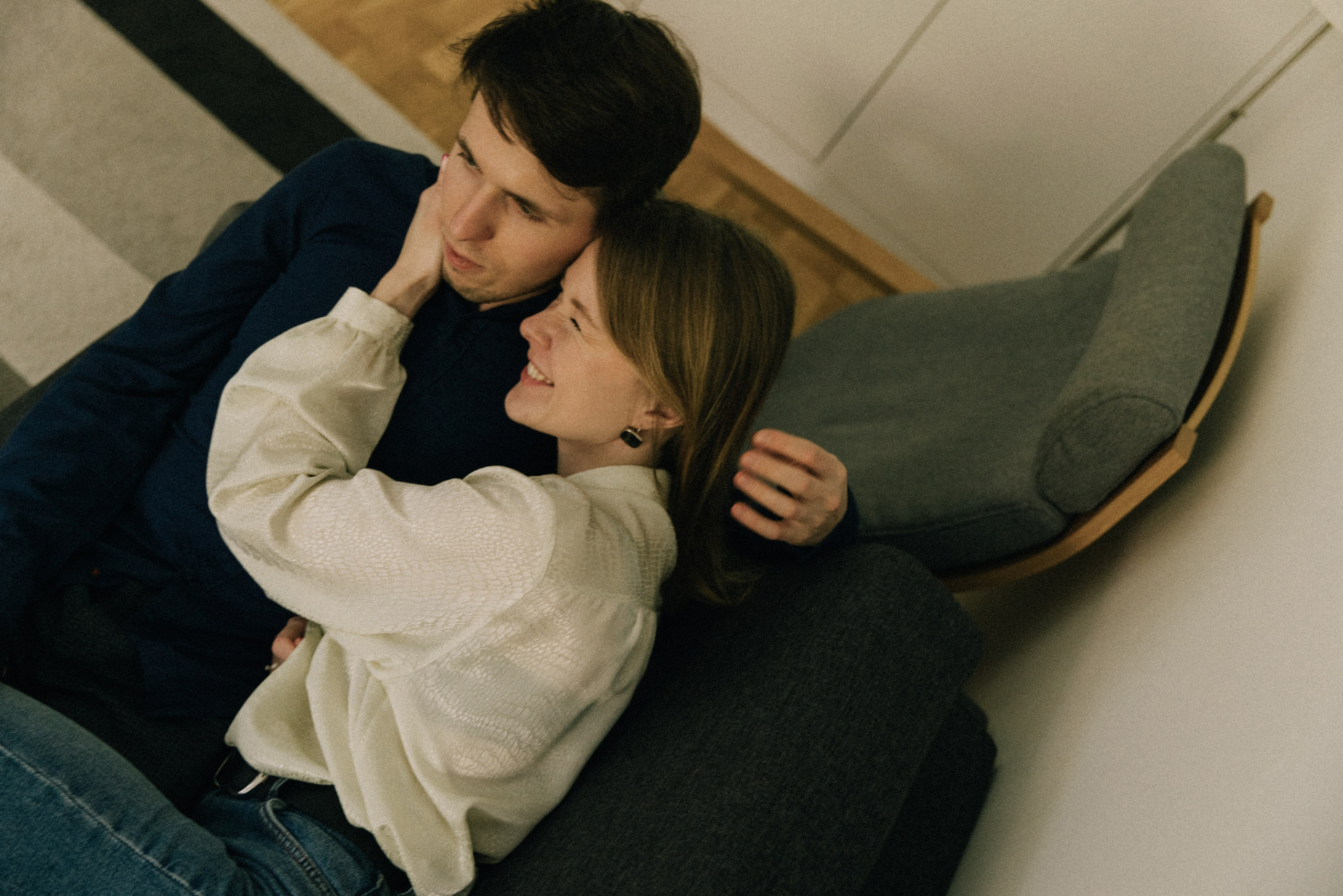 Love comes in the spring. Photographer in Paris