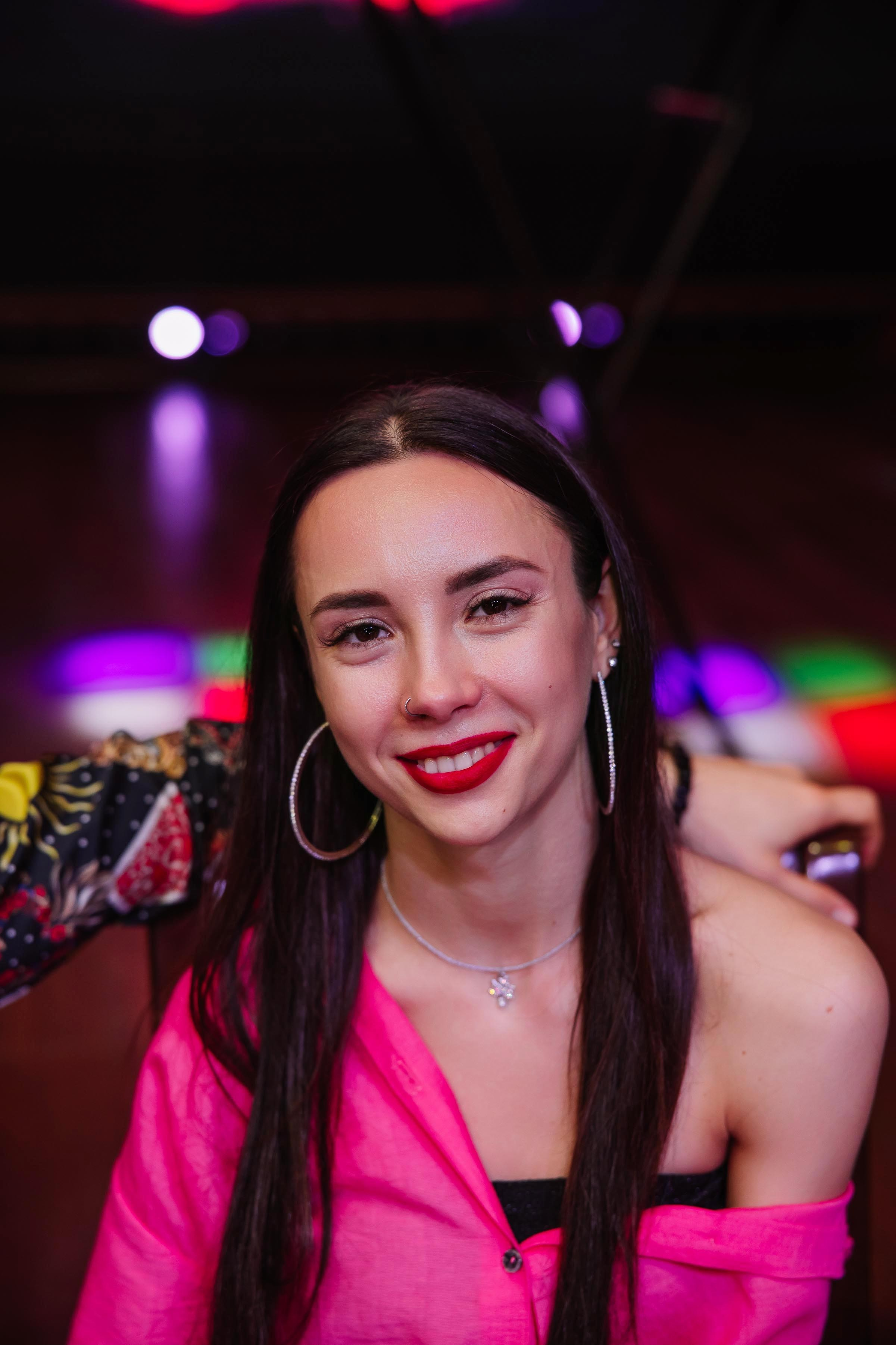 Фото портрет девушки на танцевальном фестивале бачаты "Noches sensuales"