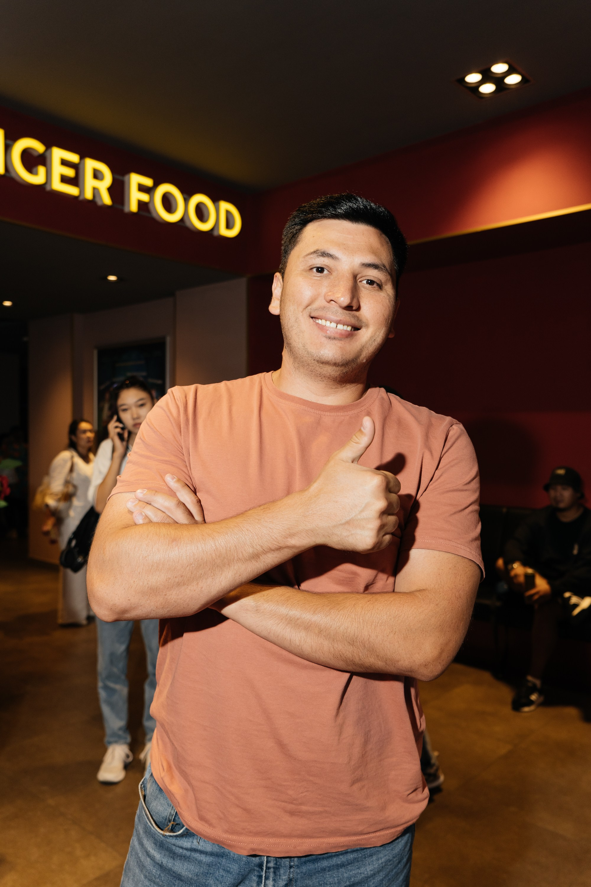 Kino park. Свадебный фотограф алматы Шожебаев Кайрат