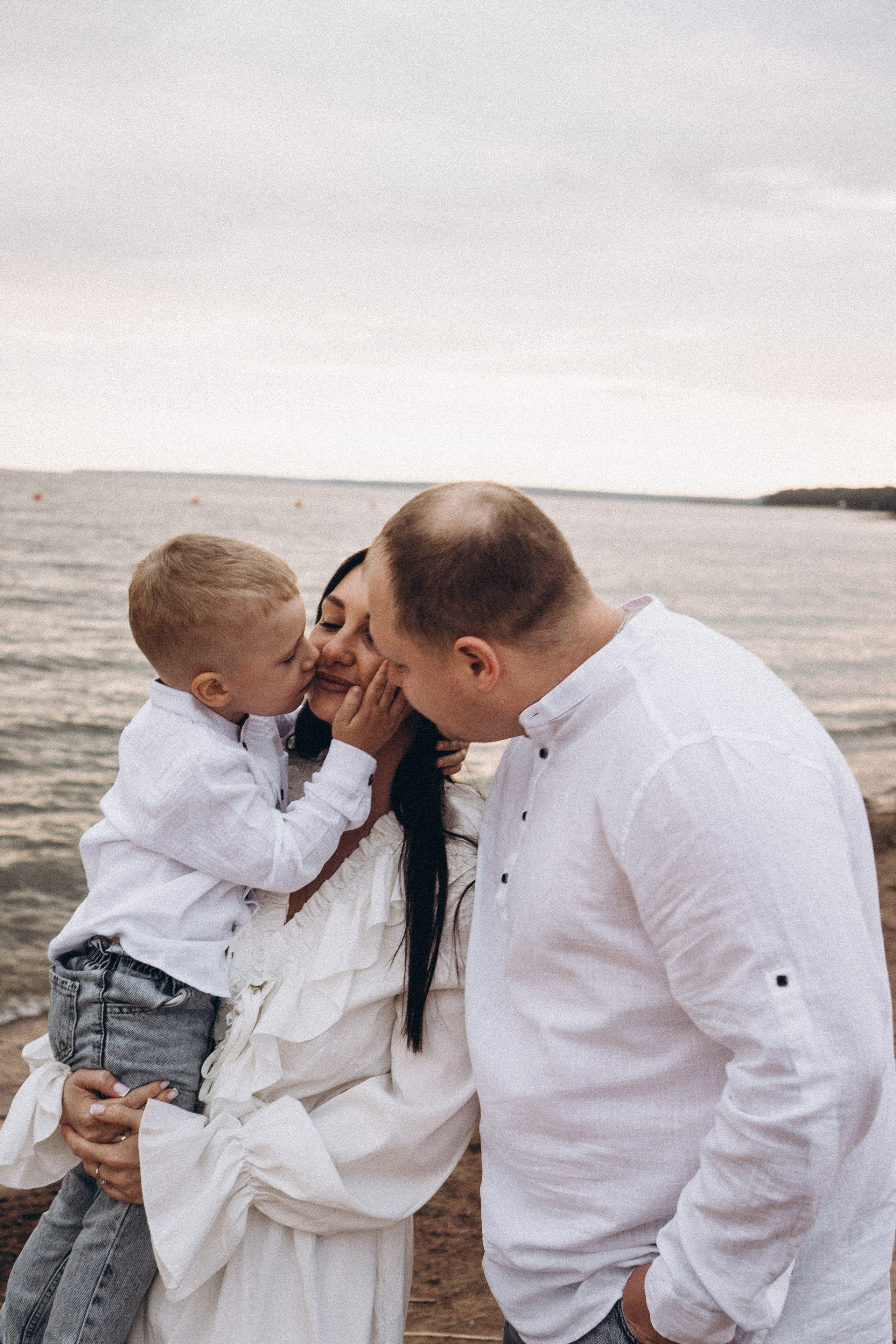 Семейная история на берегу залива. Профессиональный фотограф, Санкт-Петербург — Виктория Богомолова