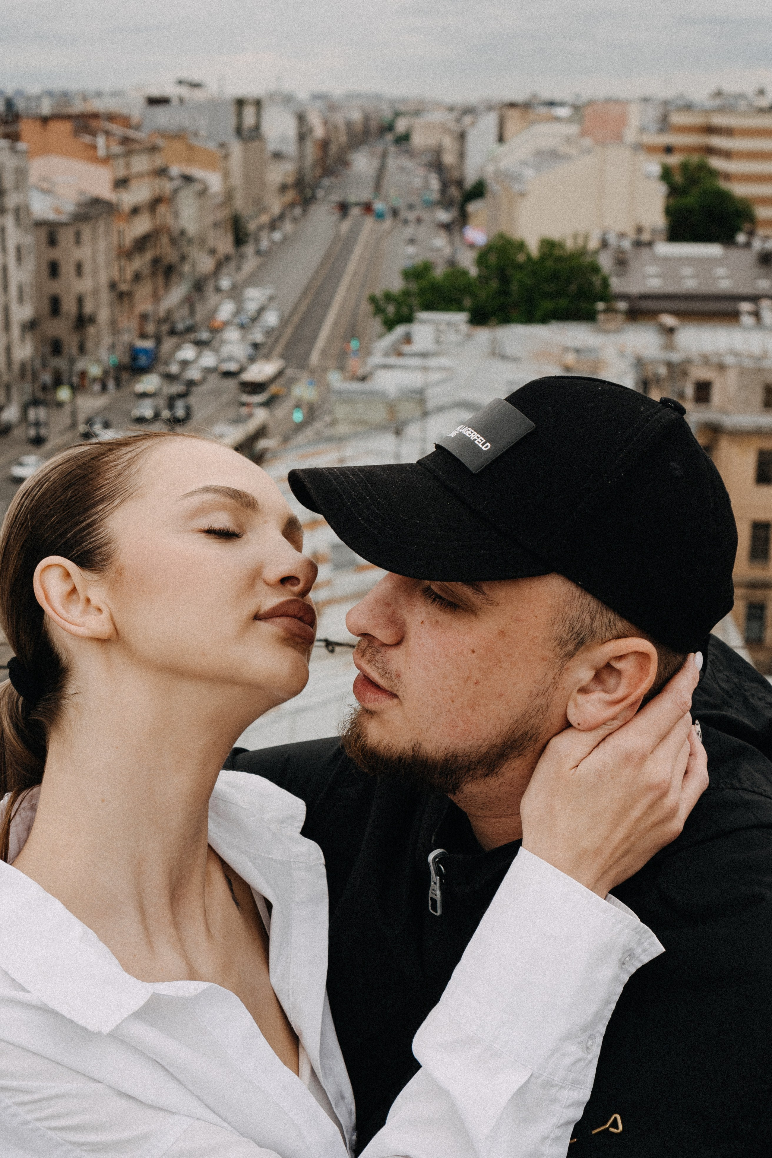 МЫ ГУЛЯЛИ ПРО КРЫШАМ ПИТЕРА. Профессиональный фотограф, Санкт-Петербург — Виктория Богомолова