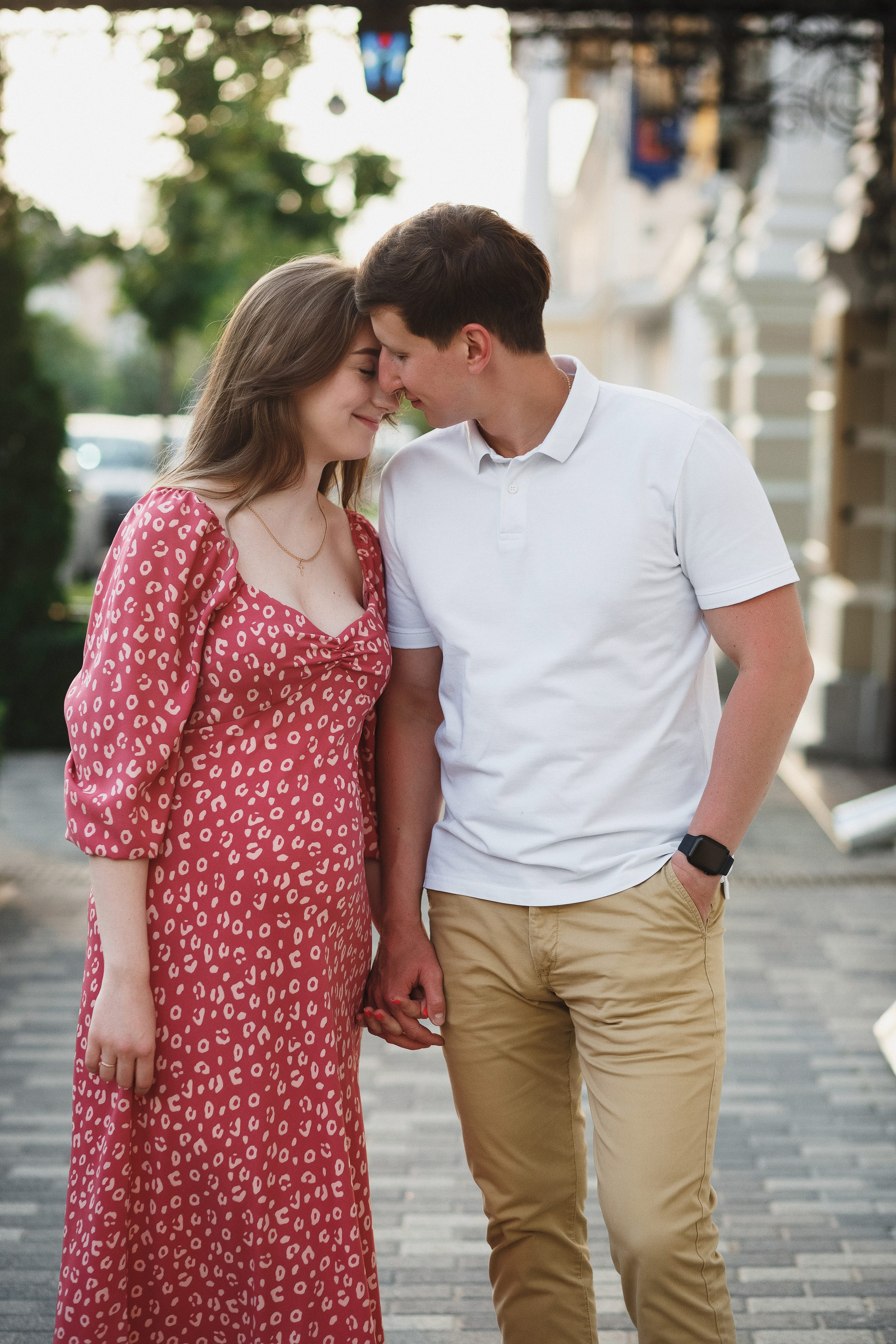 Романтика на улице Петровская в Таганроге: Денис и Аня. Свадебный и семейный фотограф в Таганроге Бакарюк Антон