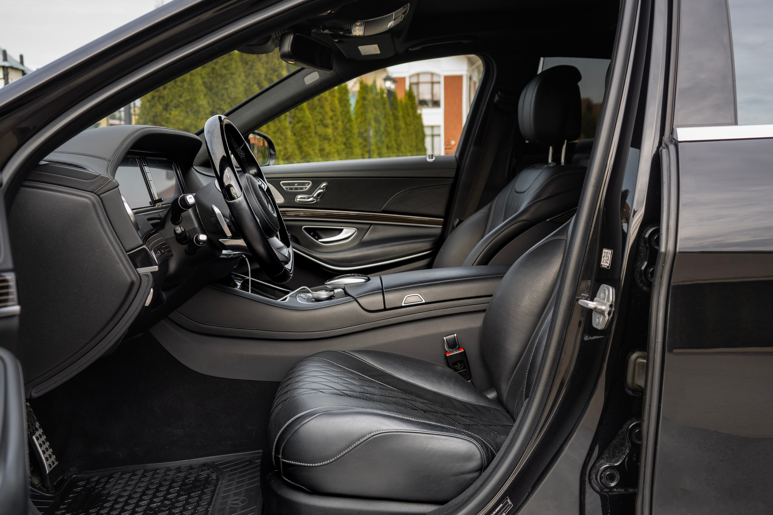 Mercedes S-class (W222)