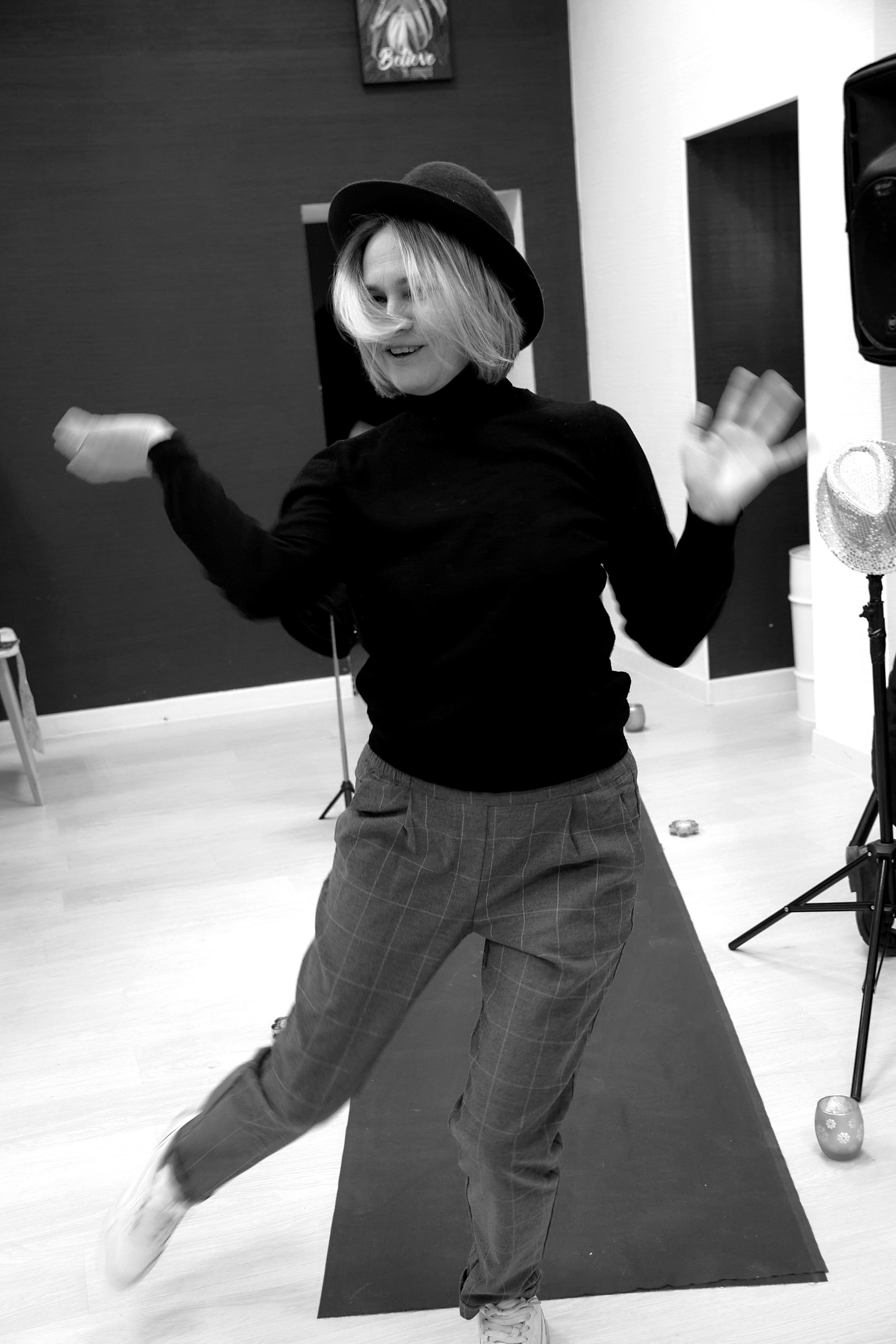 Творческий вечер «Дама в шляпе». Фотограф в Смоленске Ася Польшина