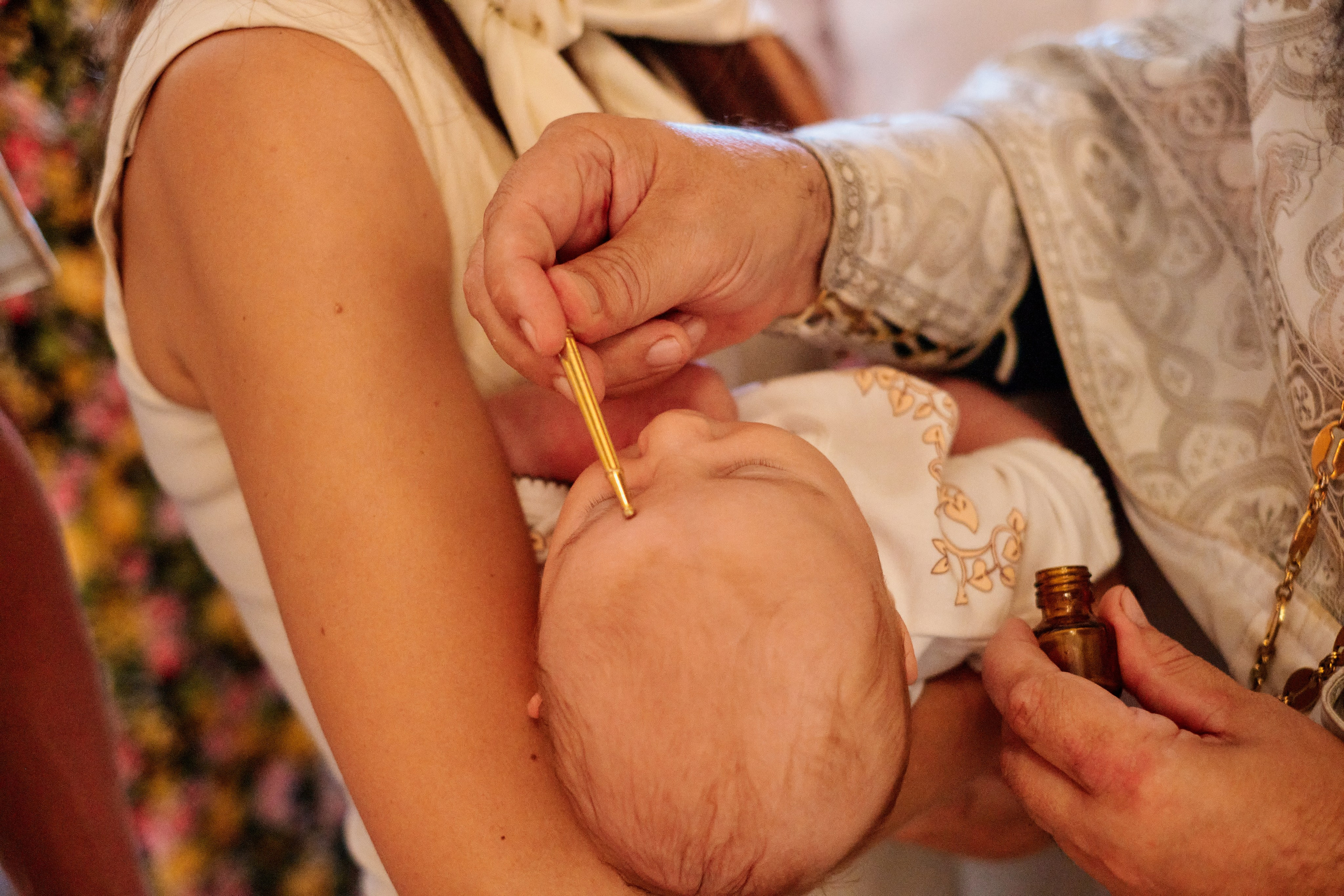 Крестины Григория. Храм святителя Николая Чудотворца. Фотограф Таганрог Анна Трайжон