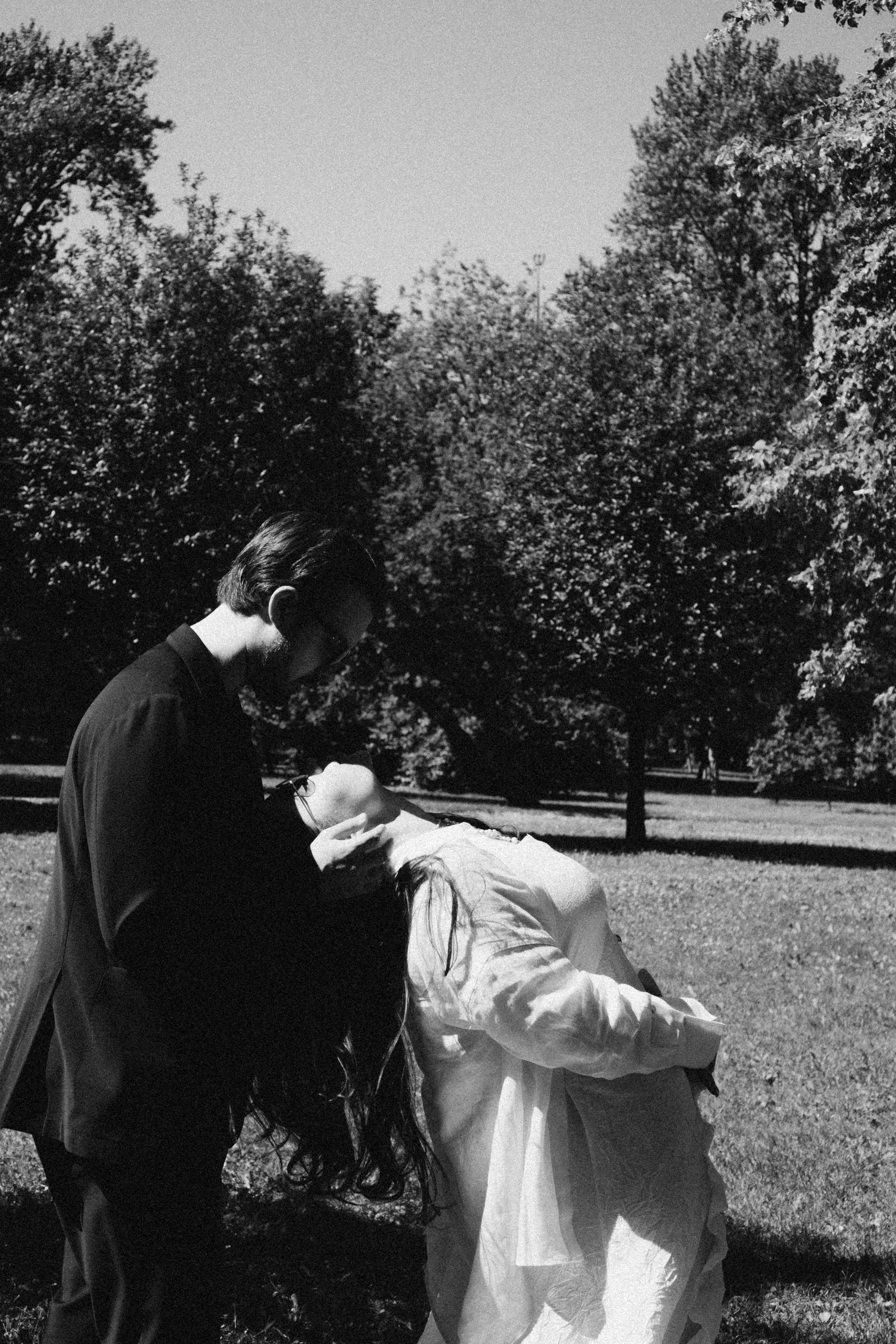 СВАДЕБНАЯ СЬЕМКА В ПАРКЕ ПОБЕДЫ И ПРОГУЛКА ПО МОСКОВСКОМУ ПРОСПЕКТУ. Профессиональный фотограф, Санкт-Петербург — Виктория Богомолова