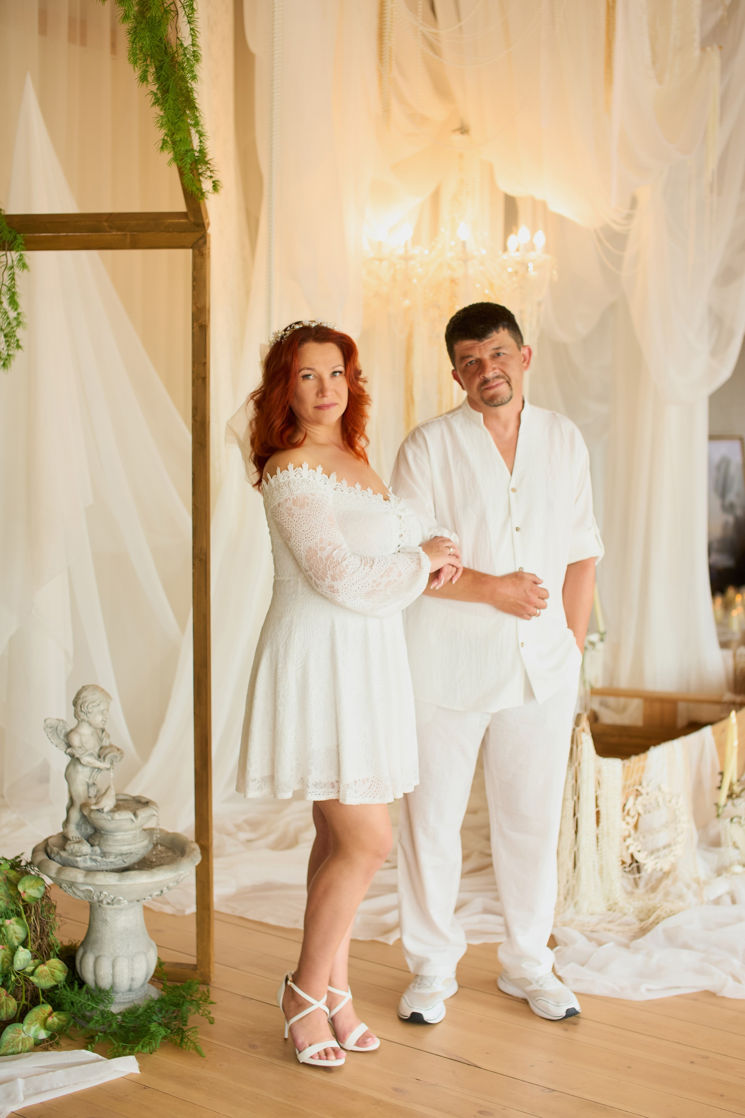 Свадебная фотосессия в фотостудии. Репортажный и женский фотограф в Новосибирске