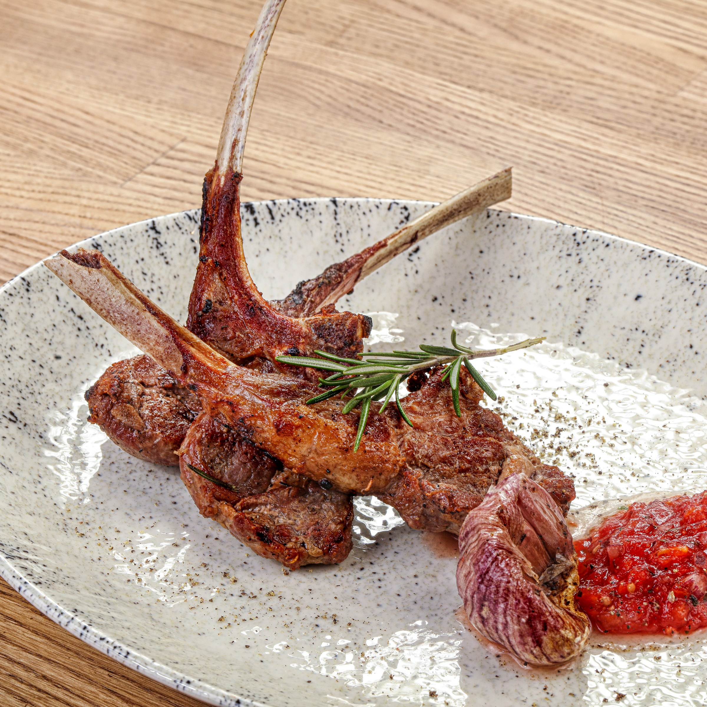 Съемка шашлыков и стейков. Фуд-фотограф Андрей Старостин — съемка еды в Москве. 9000 руб. в час