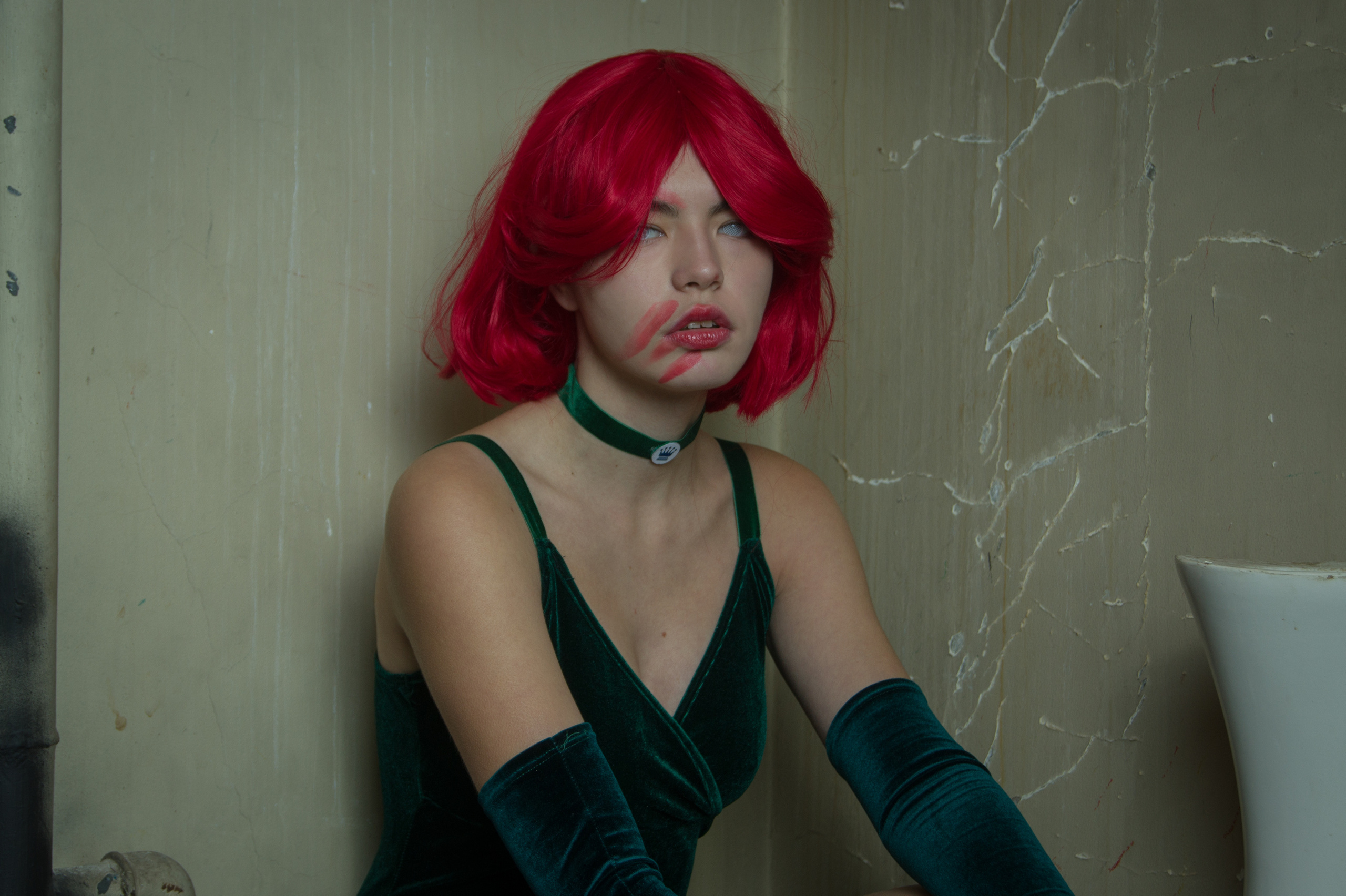 Юля Пчелкина (Персонаж Bubble Comics). Главная