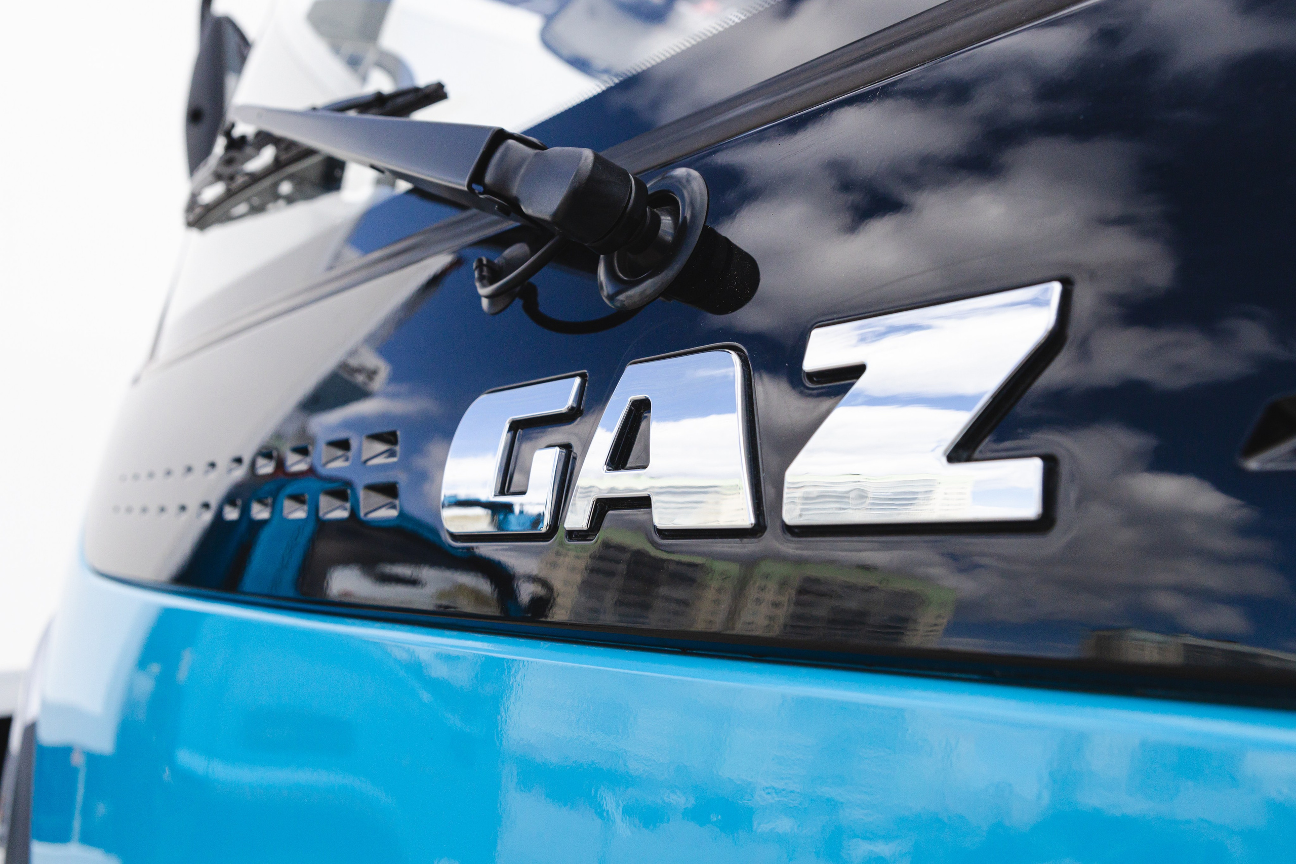 Фотосъемка выставки «Дни Пермского бизнеса» для GAZ. Репортажный фотограф в Перми Денис Голдобин