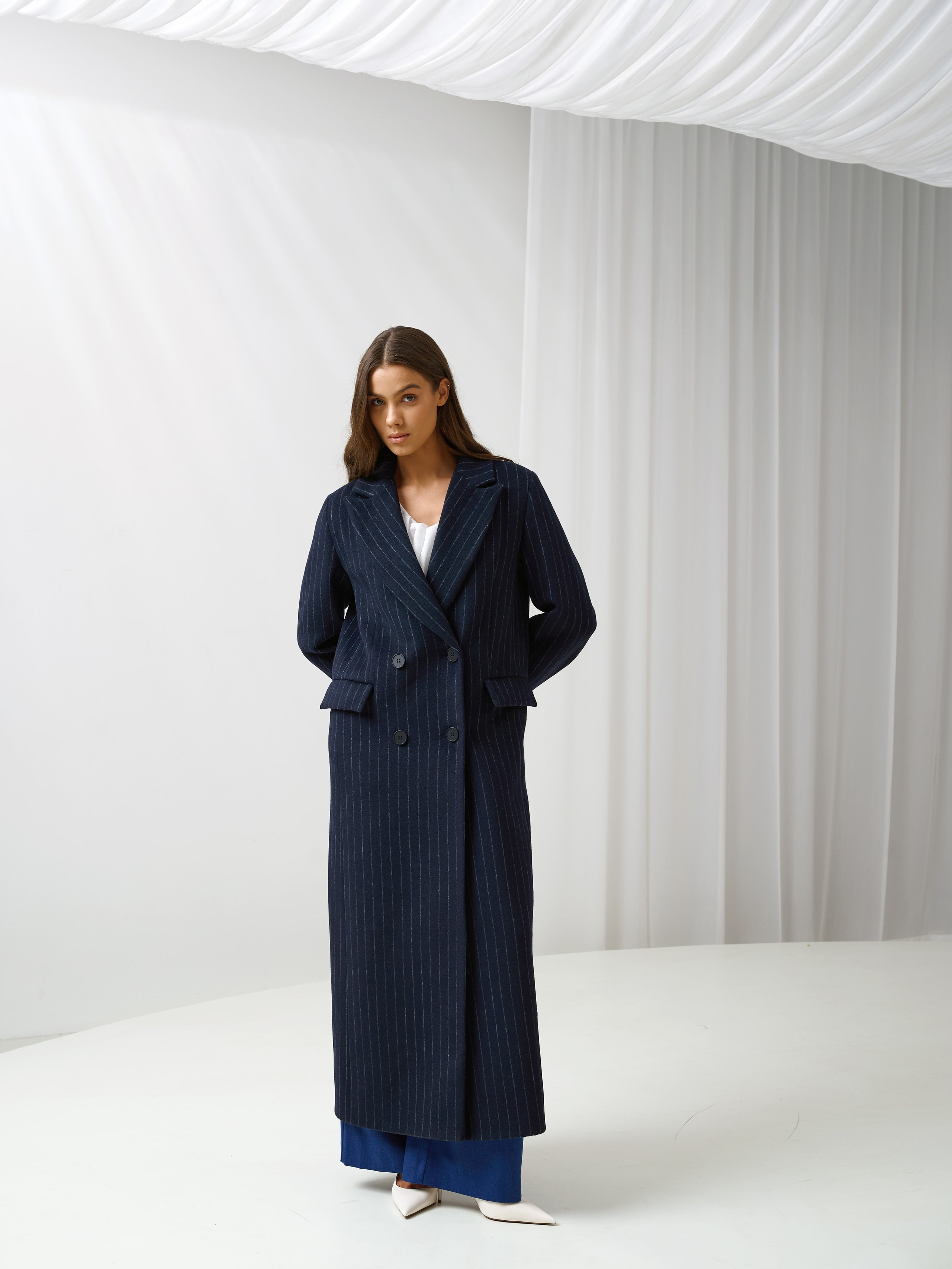 Лукбук для бренда верхней одежды Sheily. Fashion фотограф в Москве Ксения Чупрунова