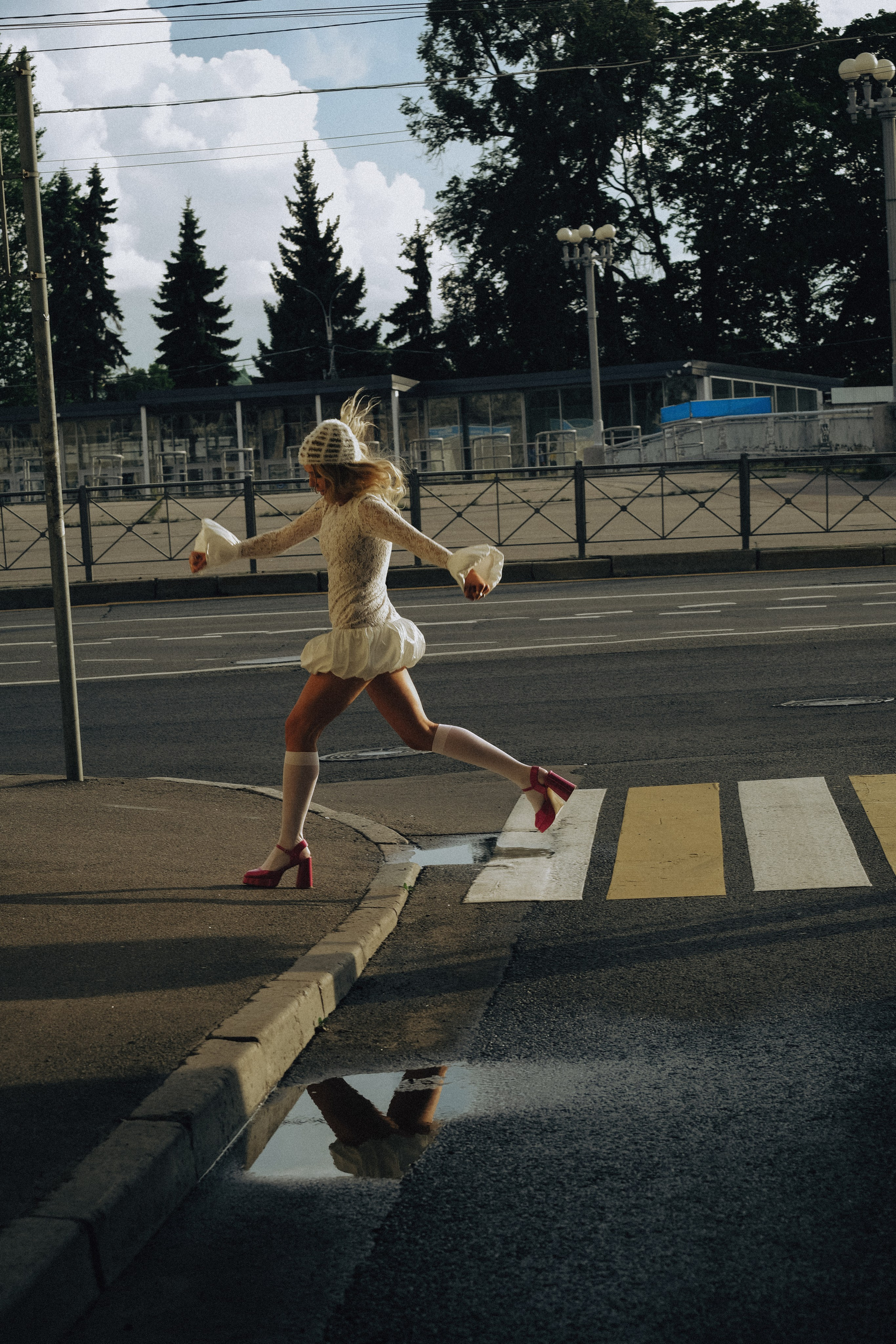 СВАДЕБНАЯ СЬЕМКА С КАБРИОЛЕТОМ В САНТК-ПЕТЕРБУРГЕ НА ПЕТРОГРАДКЕ В ОТЕЛЕ ПАНОРАМИКА. Профессиональный фотограф, Санкт-Петербург — Виктория Богомолова