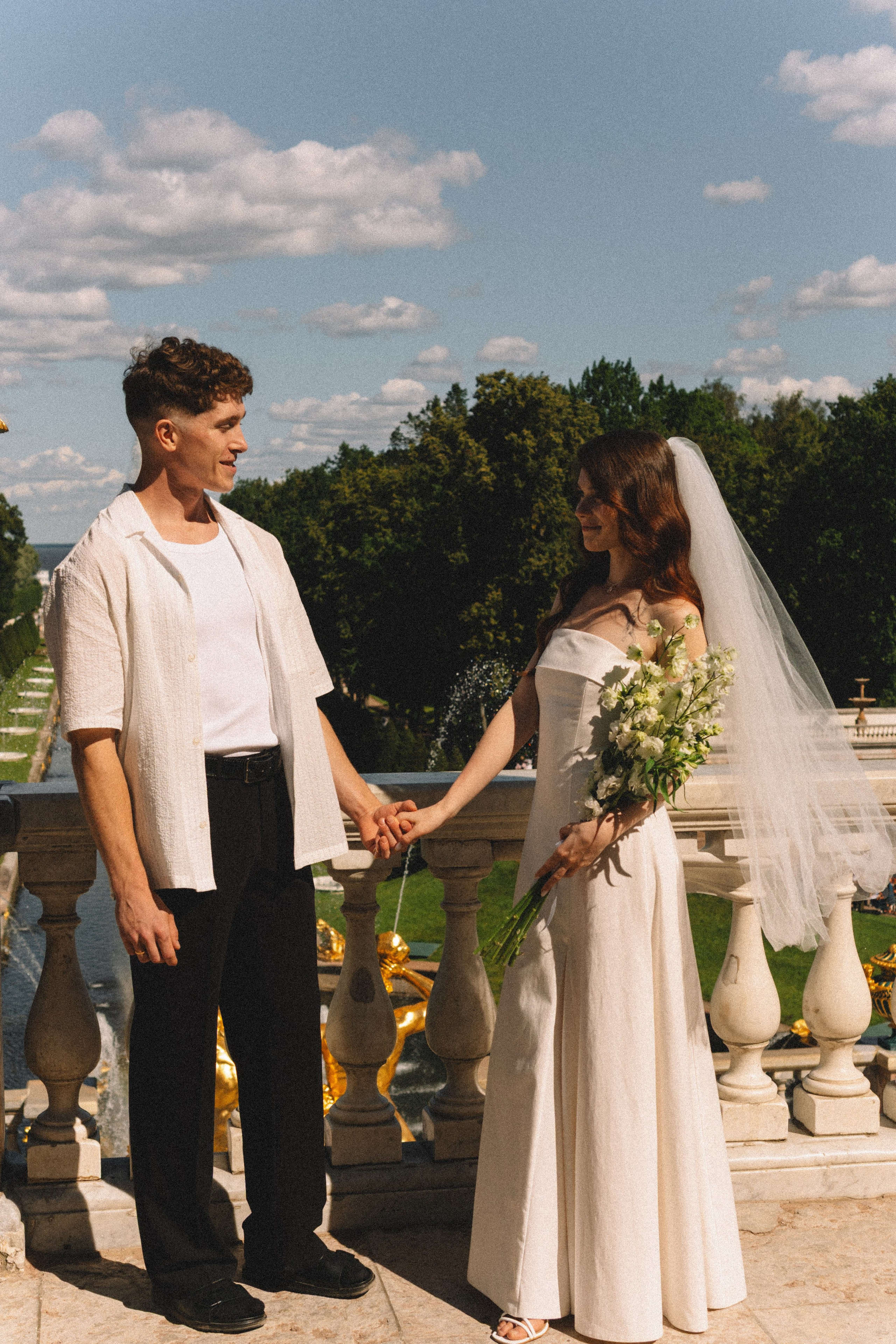 СВАДЕБНАЯ СЬЕМКА В ПЕТЕРГОФЕ И СЬЕМКА РЕПОРТАЖА В ЗАГСЕ ПЕТЕРГОФА. Профессиональный фотограф, Санкт-Петербург — Виктория Богомолова