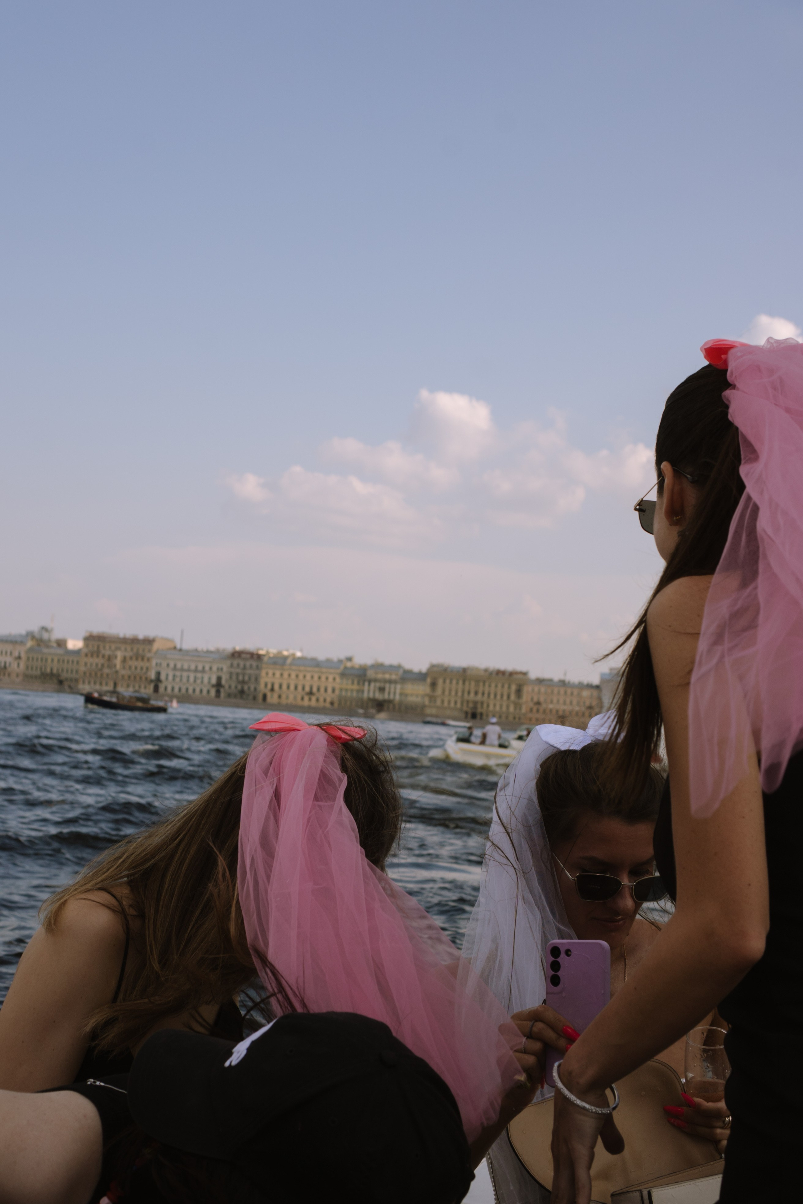 ДЕВИЧНИК НА КАТЕРЕ. Профессиональный фотограф, Санкт-Петербург — Виктория Богомолова