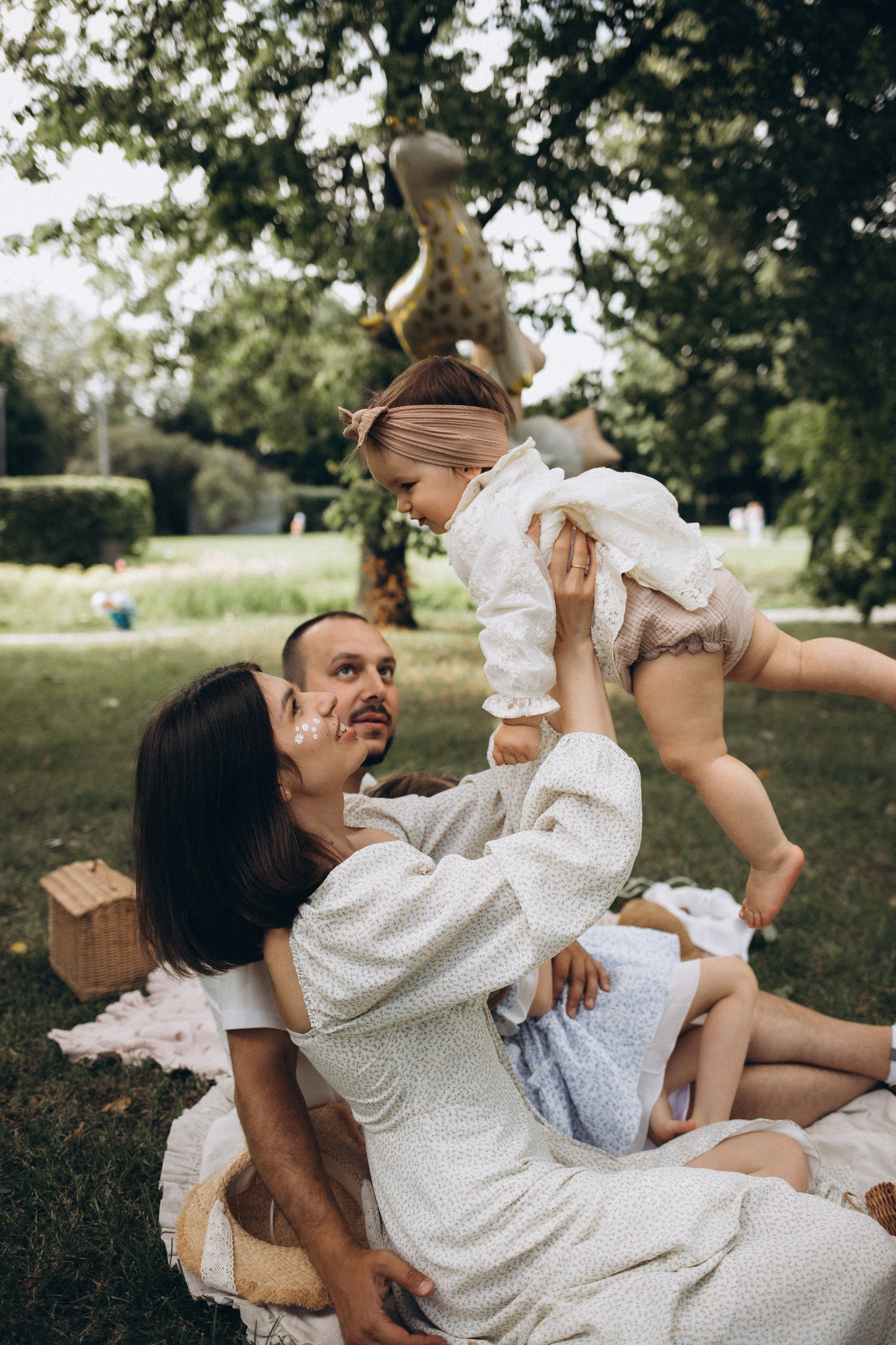 Летний семейный пикник на природе. Семейный и свадебный фотограф Анна Кожокарь
