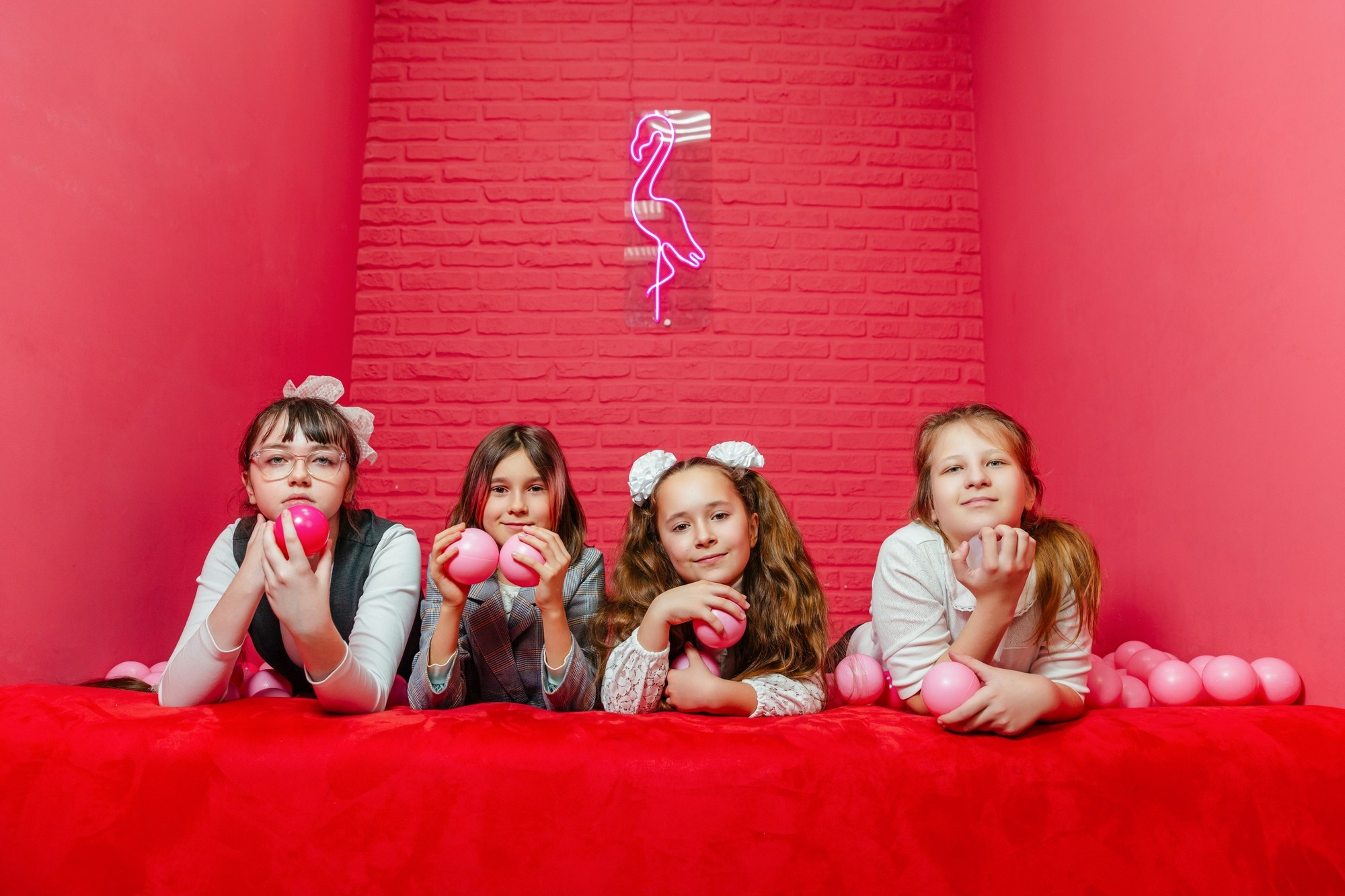 Фотосессия в студии: 159 школа 4 класс. СИГМА | Студия выпускных альбомов Красноярск