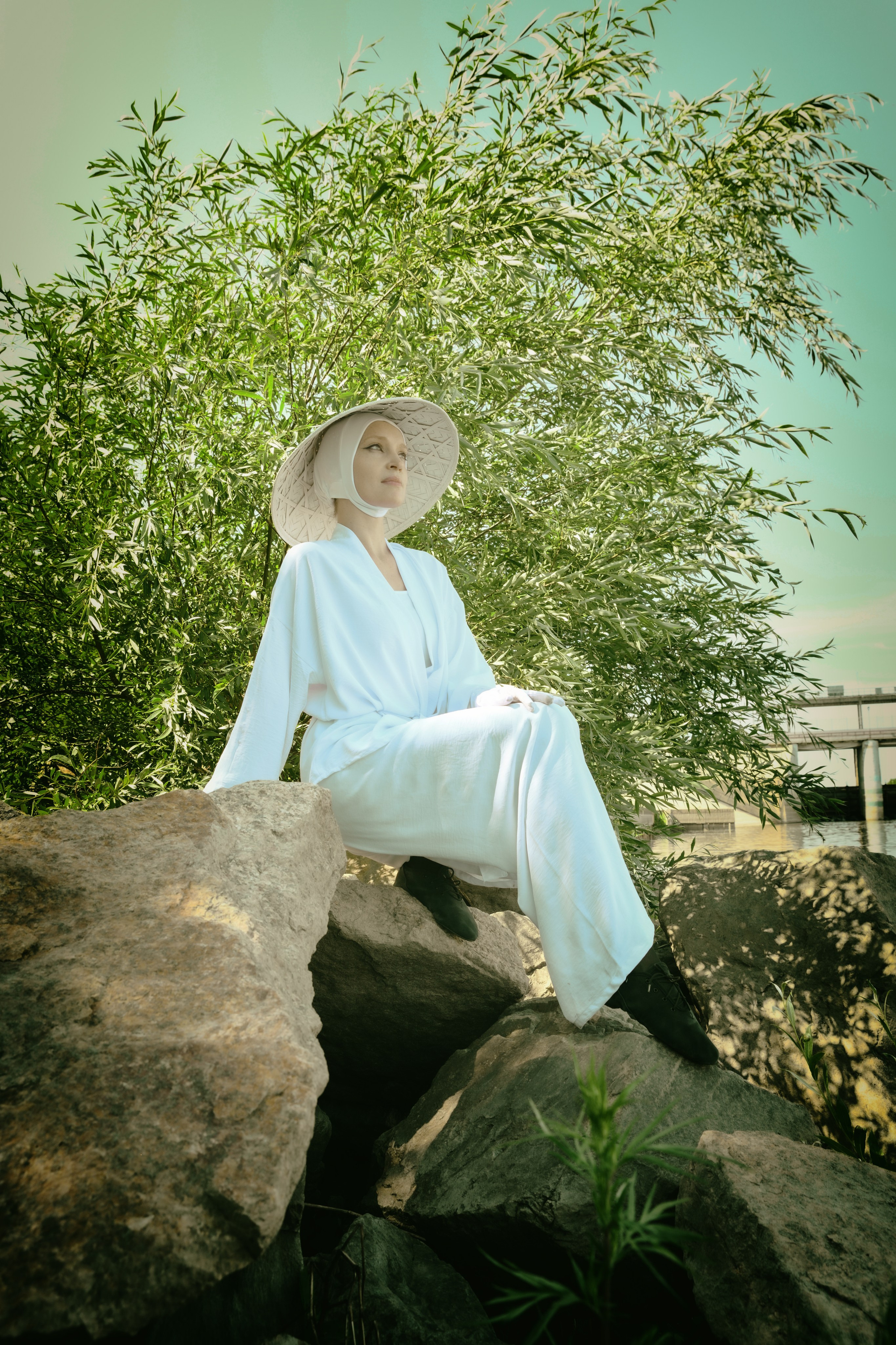THE WHITE SHADOW. Yulia Yurchevskaya | Art Director & Visual Visionary