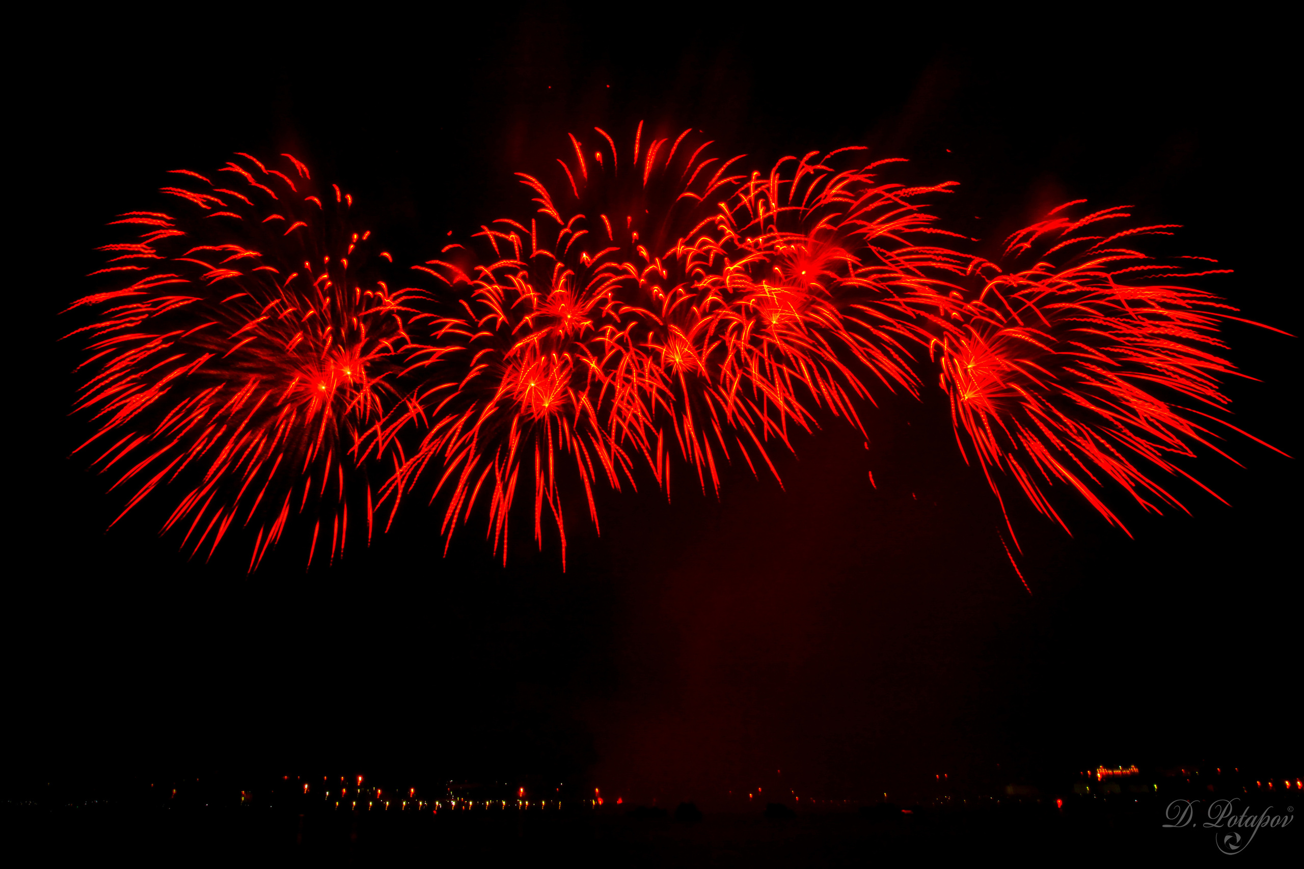 Костромской фестиваль фейерверков. Московский фотограф Дмитрий Потапов
