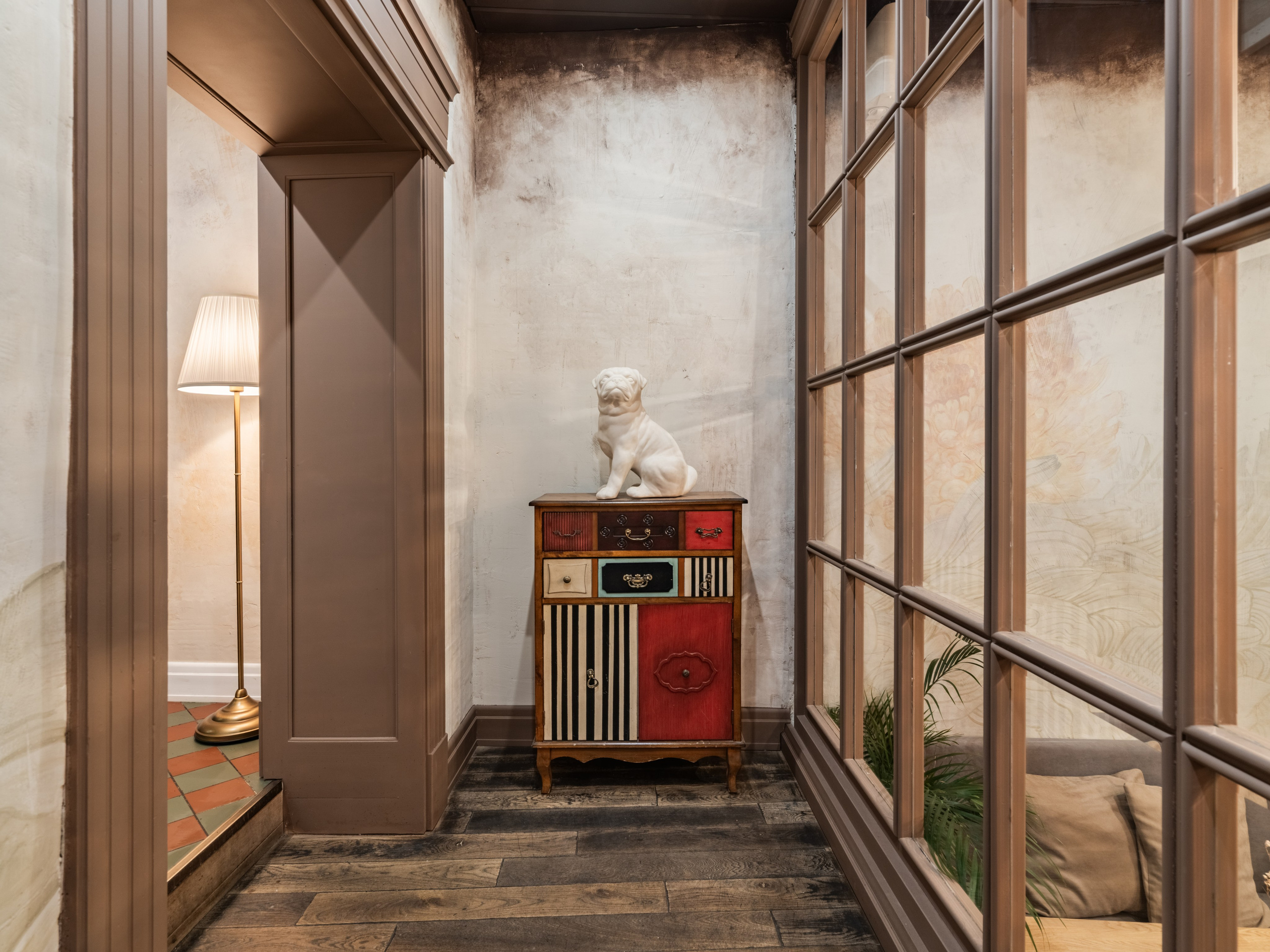 Ресторан Yumi. Дизайнер интерьера | Сабир Ульмаскулов